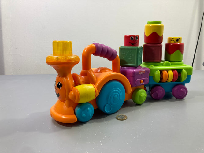 Train musical Rigolo'blocs orange avec cubes empilables, moins cher chez Petit Kiwi