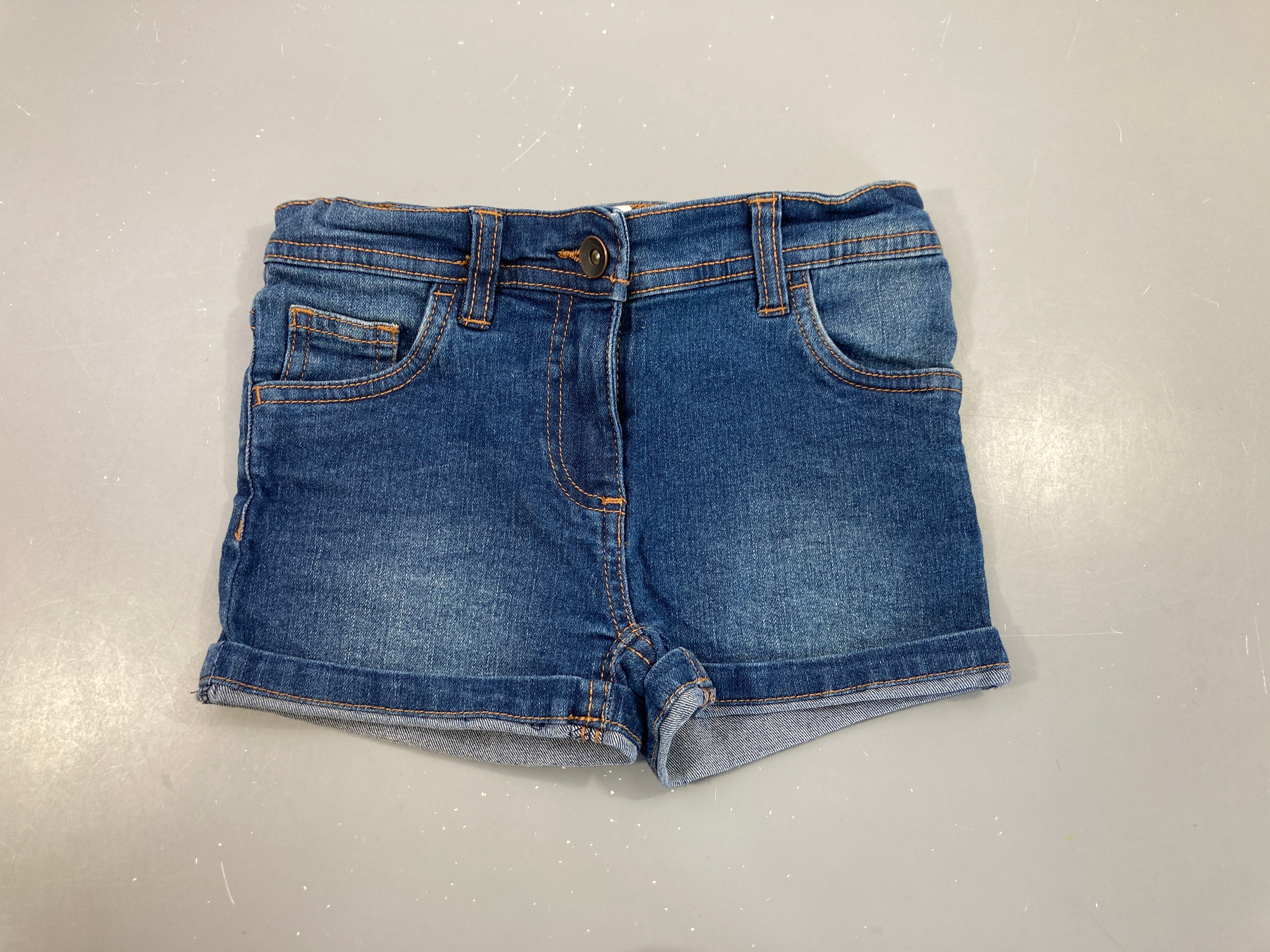 Short en jean à revers