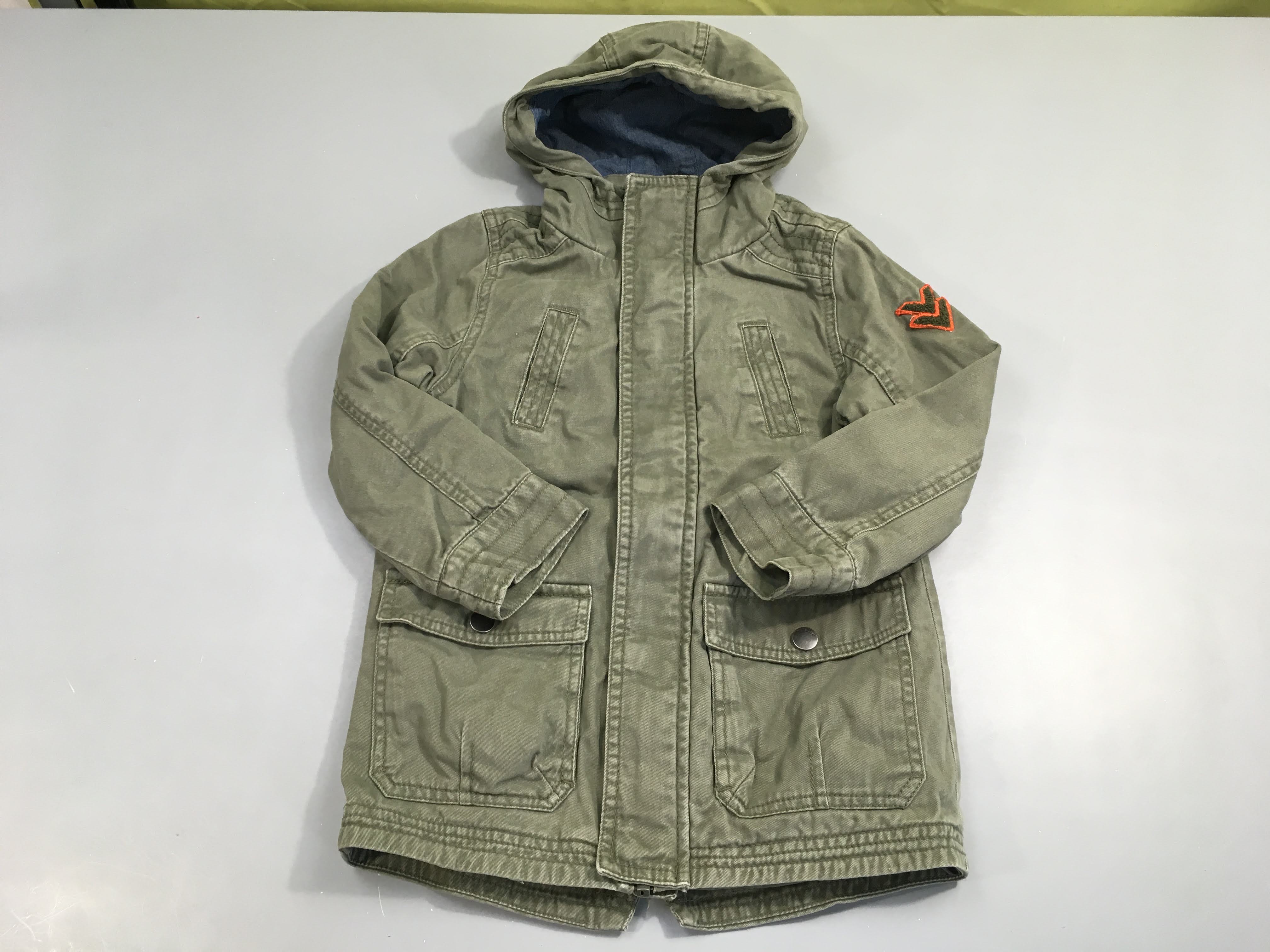 Veste zippée kaki à capuche