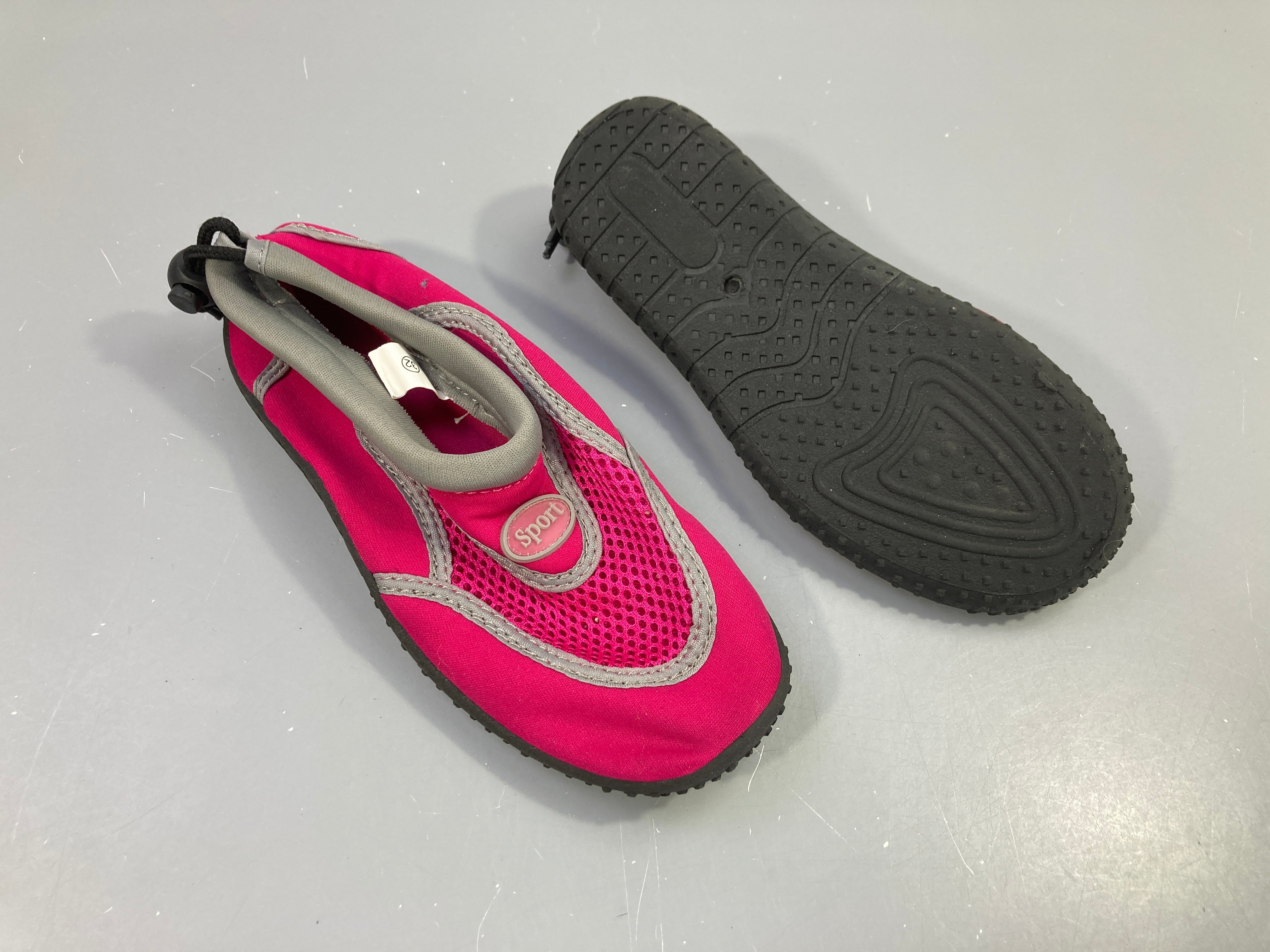 Chaussures d'eau fuchsia