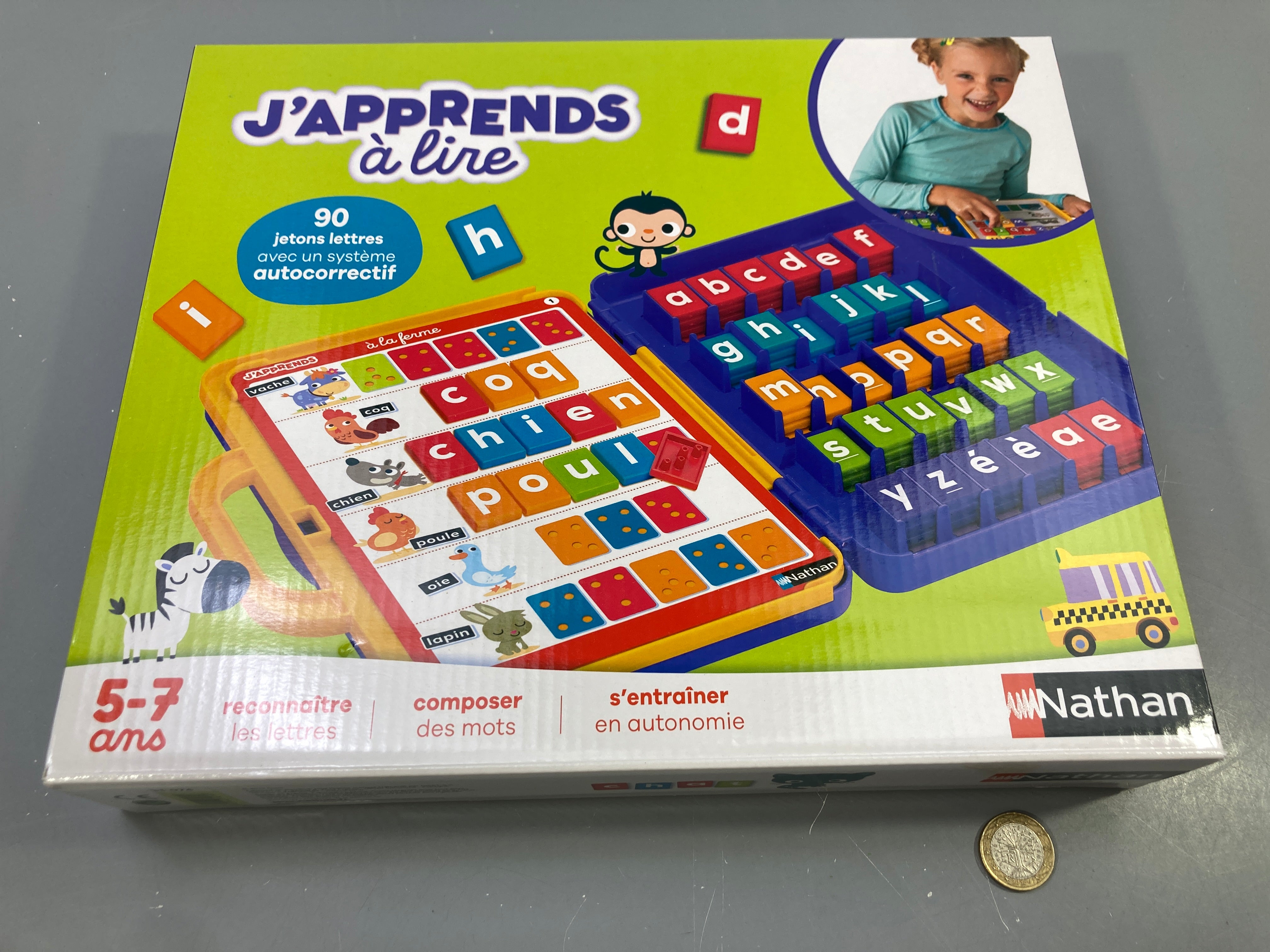 J'apprends à lire, 90 jetons lettres autocorrectifs