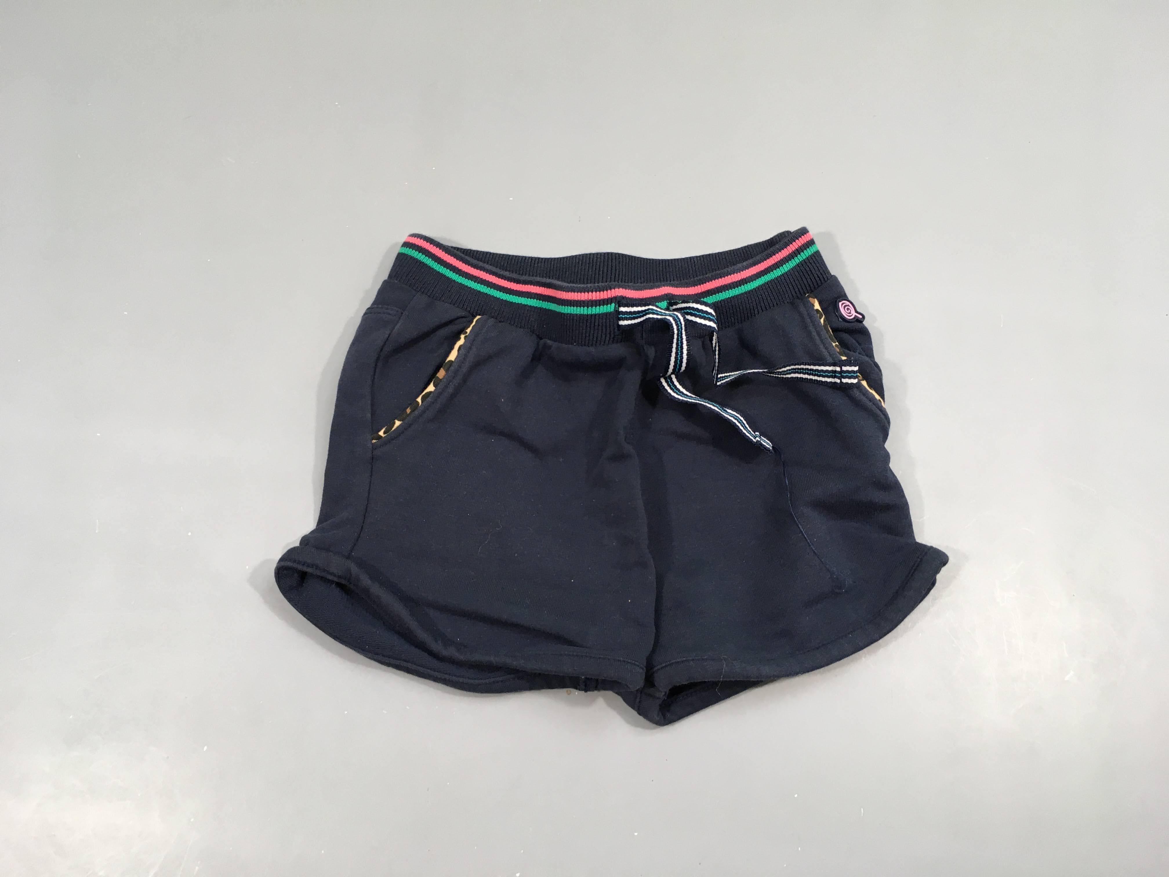 Short bleu marine taille élastique rayé rose, bleu , motif sucette 95% coton 5% élasthanne