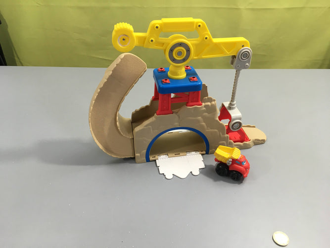 Circuit grue avec véhicule Tonka, moins cher chez Petit Kiwi