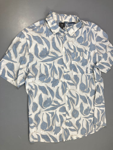 Chemise m.c blanche fleurie bleu clair, moins cher chez Petit Kiwi