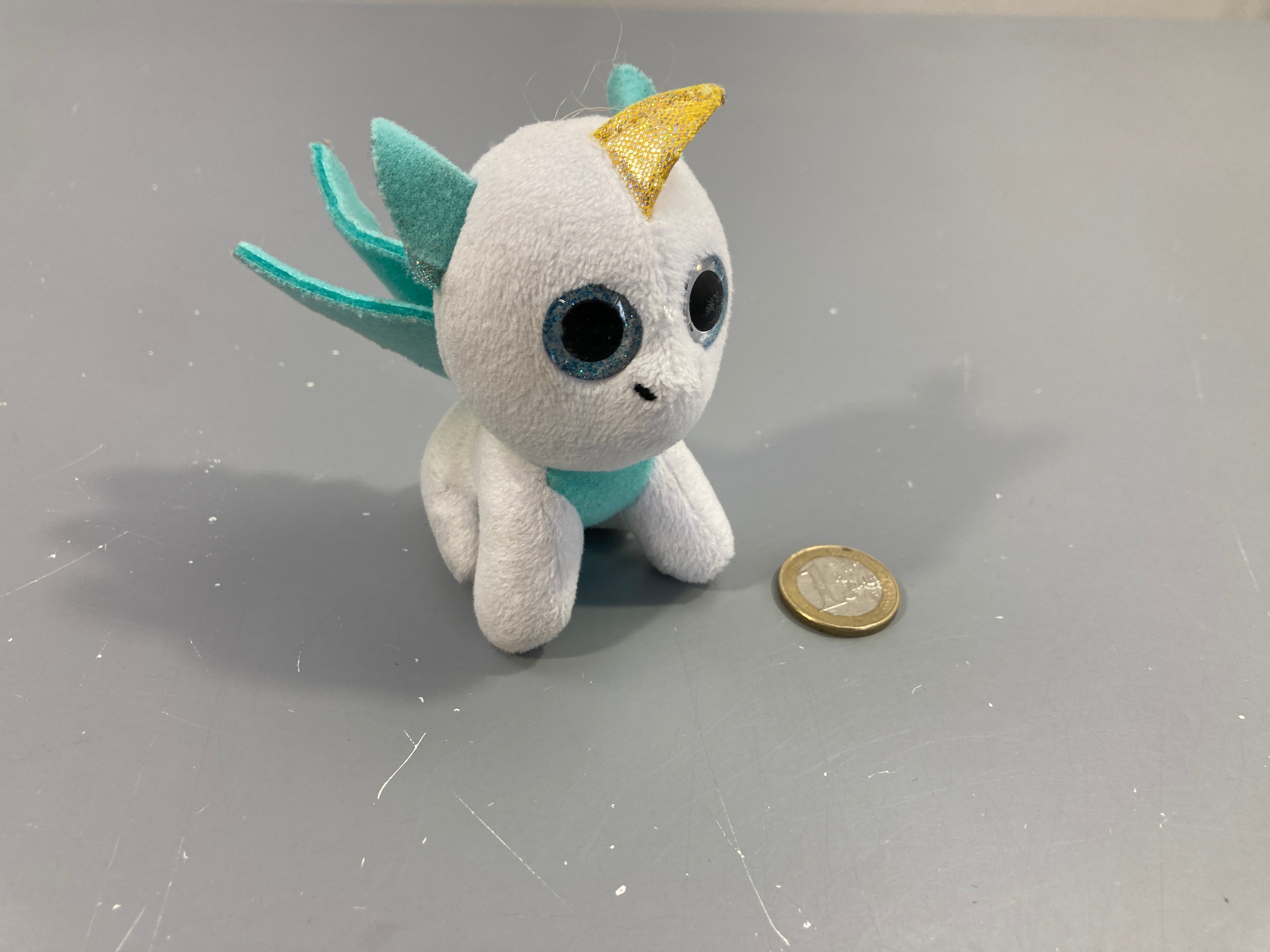 Mini-peluche licorne Ali, Ty