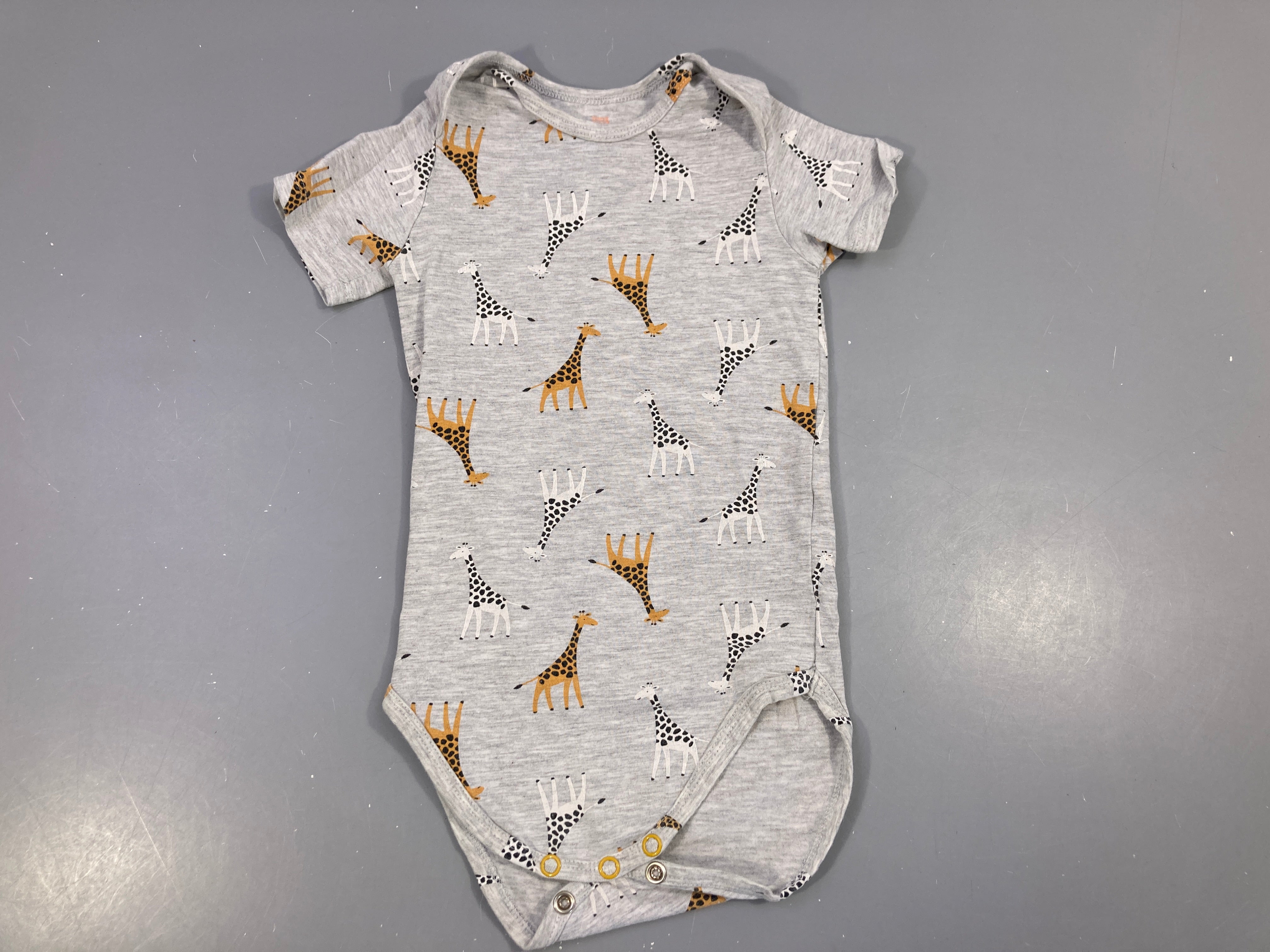 Body m.c gris chiné girafes