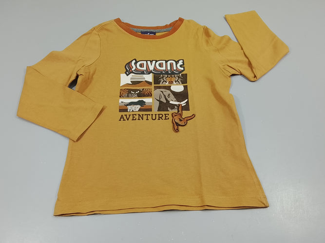 T-shirt m.l jaune moutarde , vignettes animaux "savants aventure", moins cher chez Petit Kiwi
