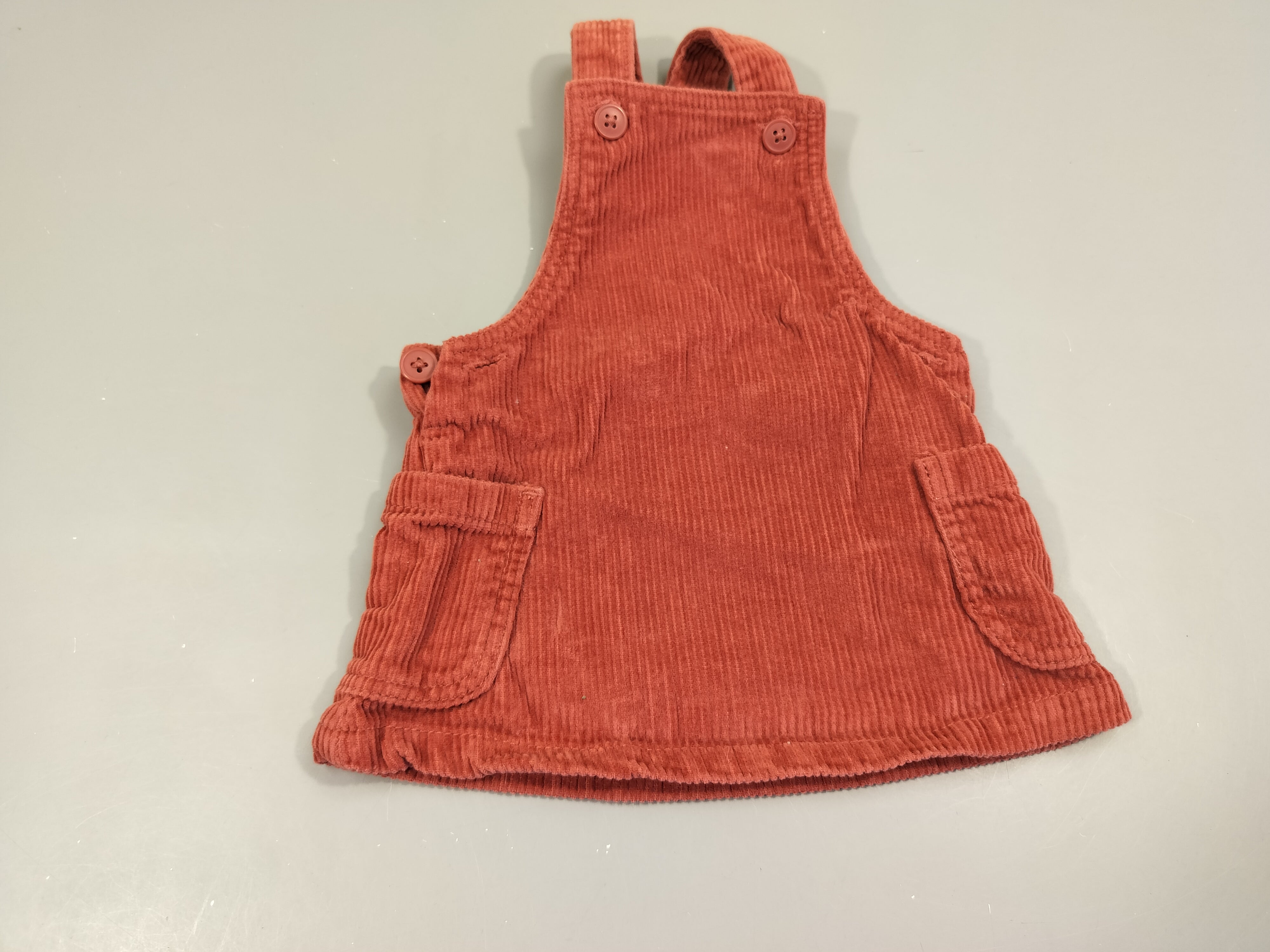 Robe salopette velours côtelé rose, 2 poches  100% coton