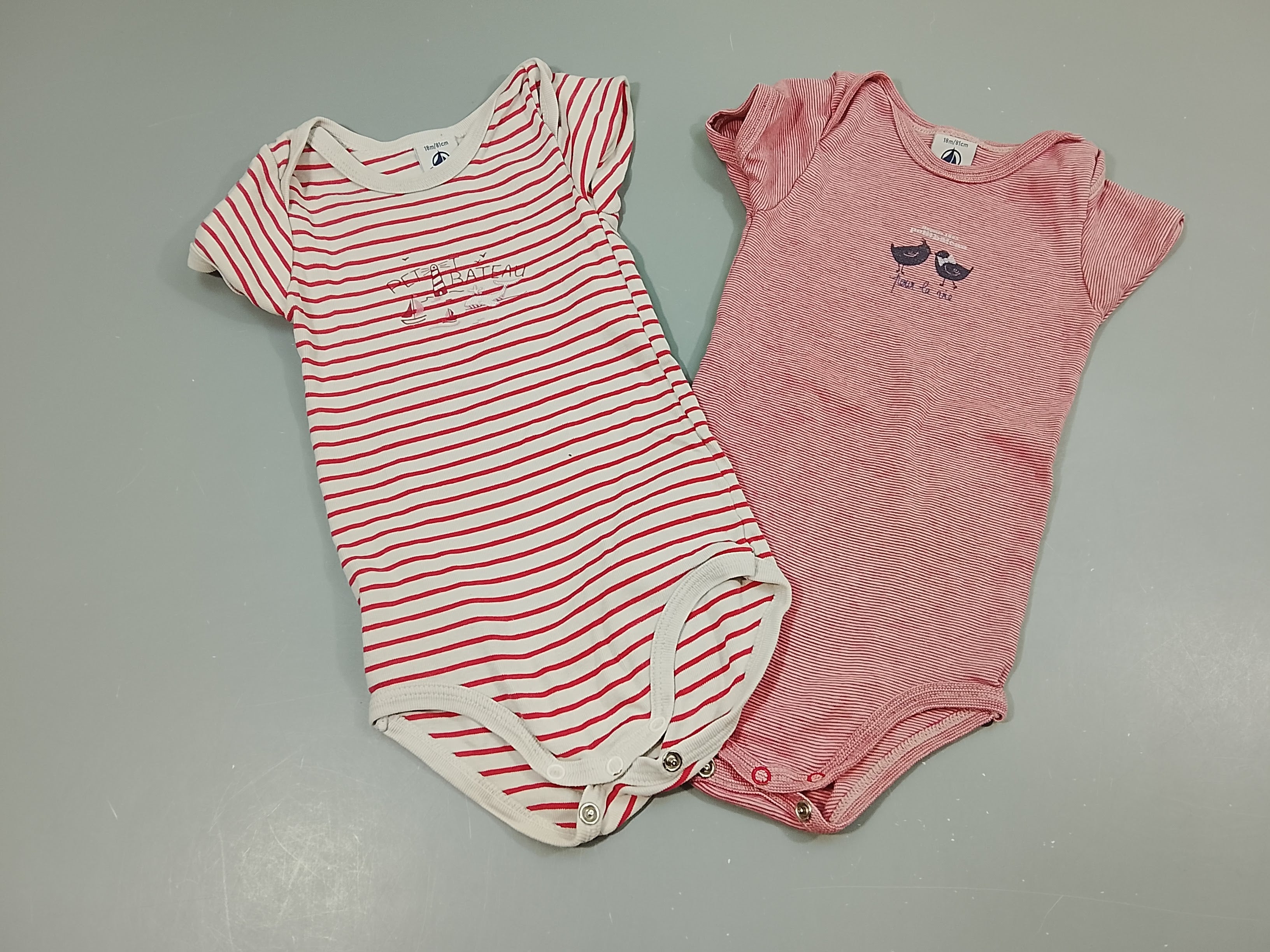 Lot de 2 bodies m.c  1 blanc rayé rose 