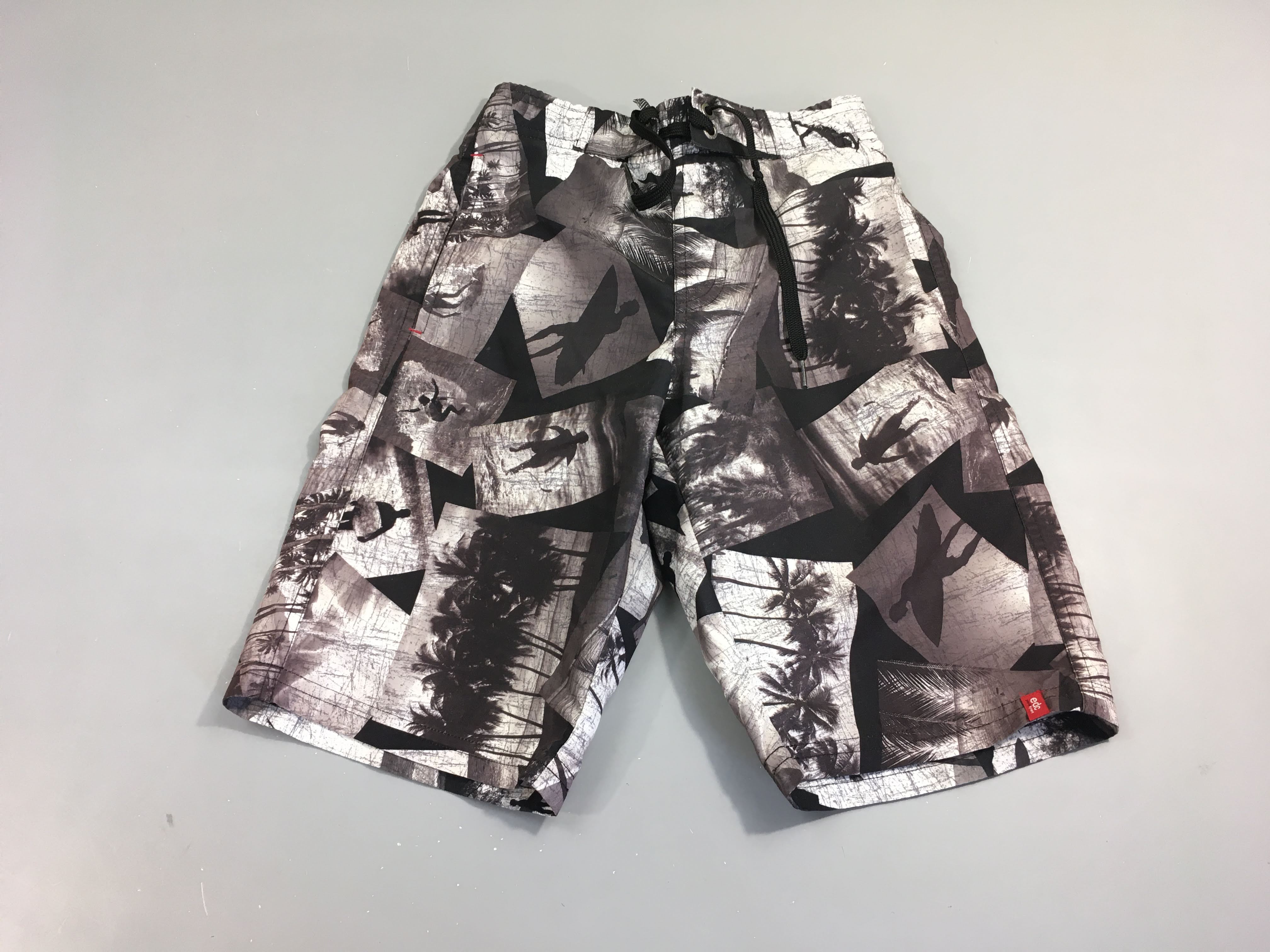 Maillot short noir/blanc photo