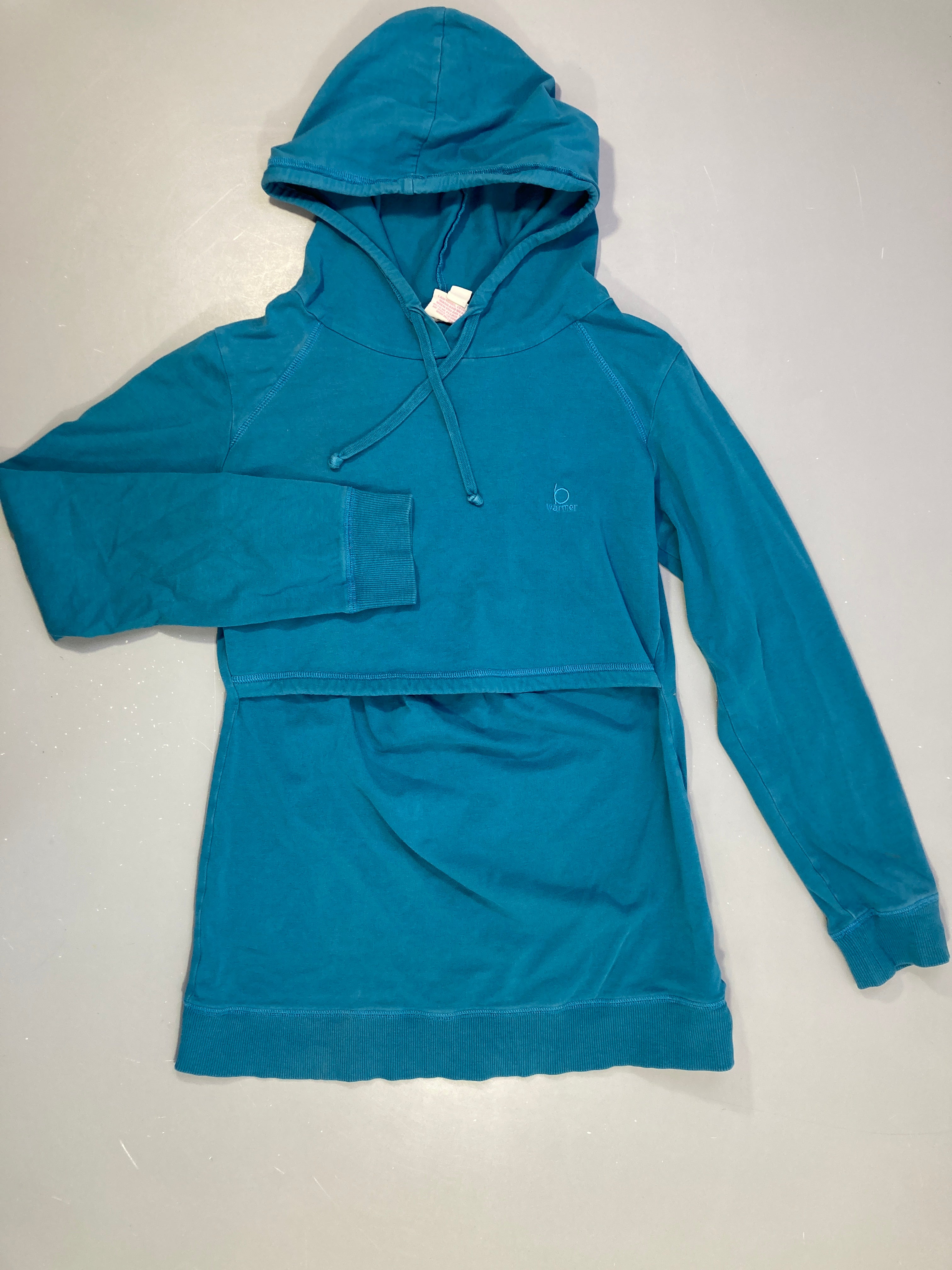 Sweat à capuche bleu grossesse et allaitement