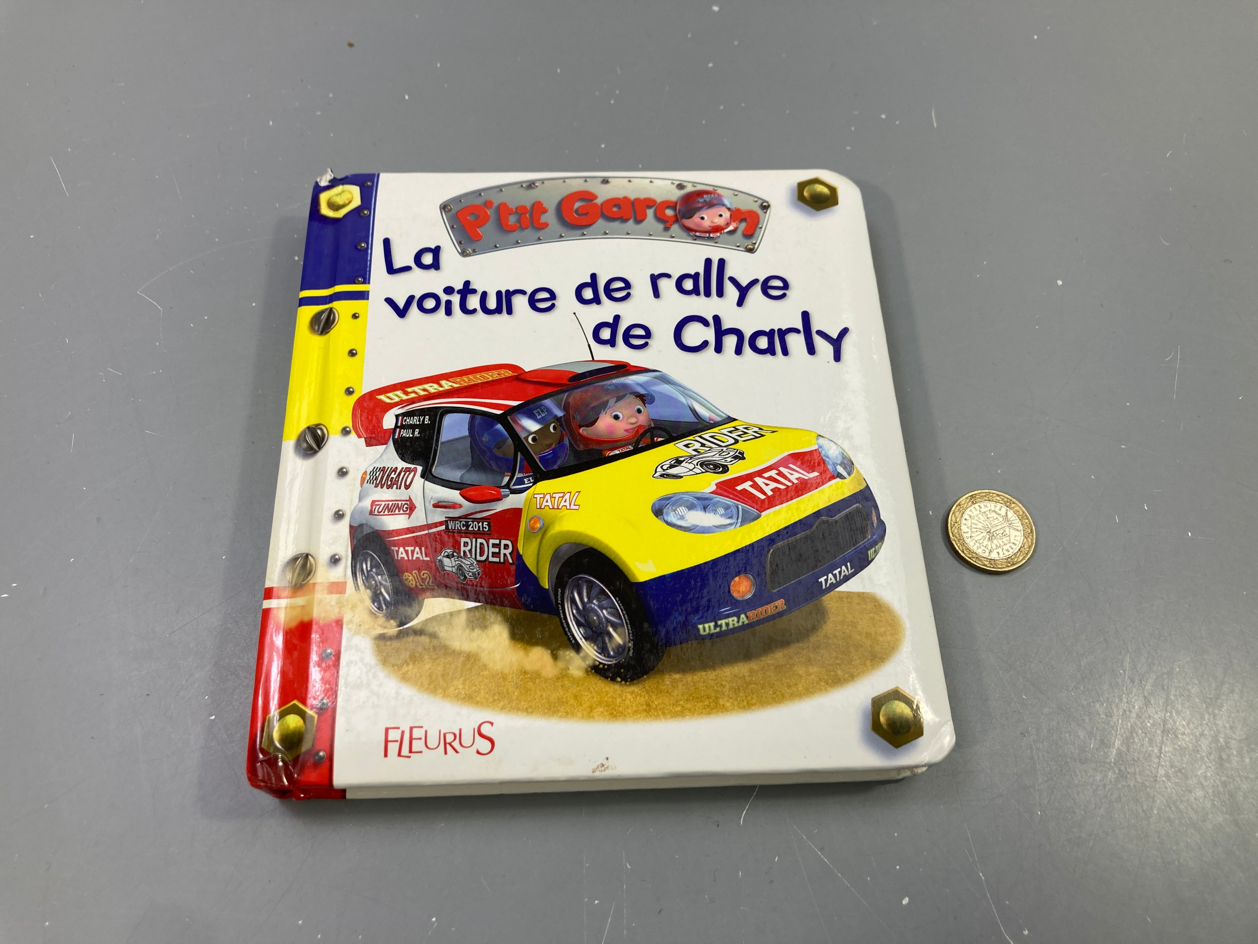Livre carton P'tit Garçon, La voiture de rallye de Charly, Fleurus