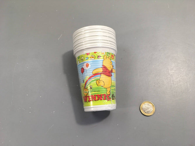 Neuf-10 Gobelets en plastique Winnie, moins cher chez Petit Kiwi
