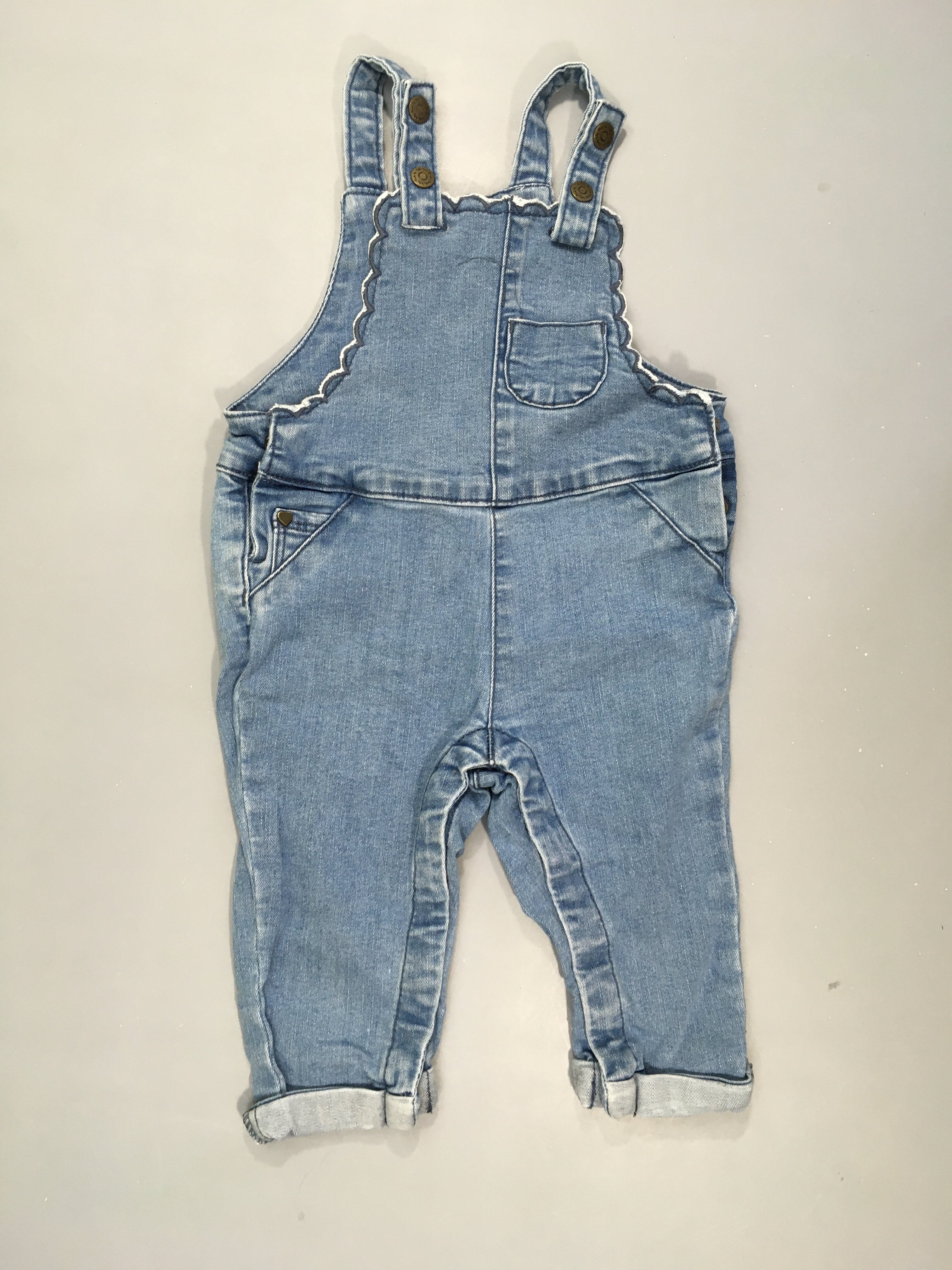 Salopette en jean poche