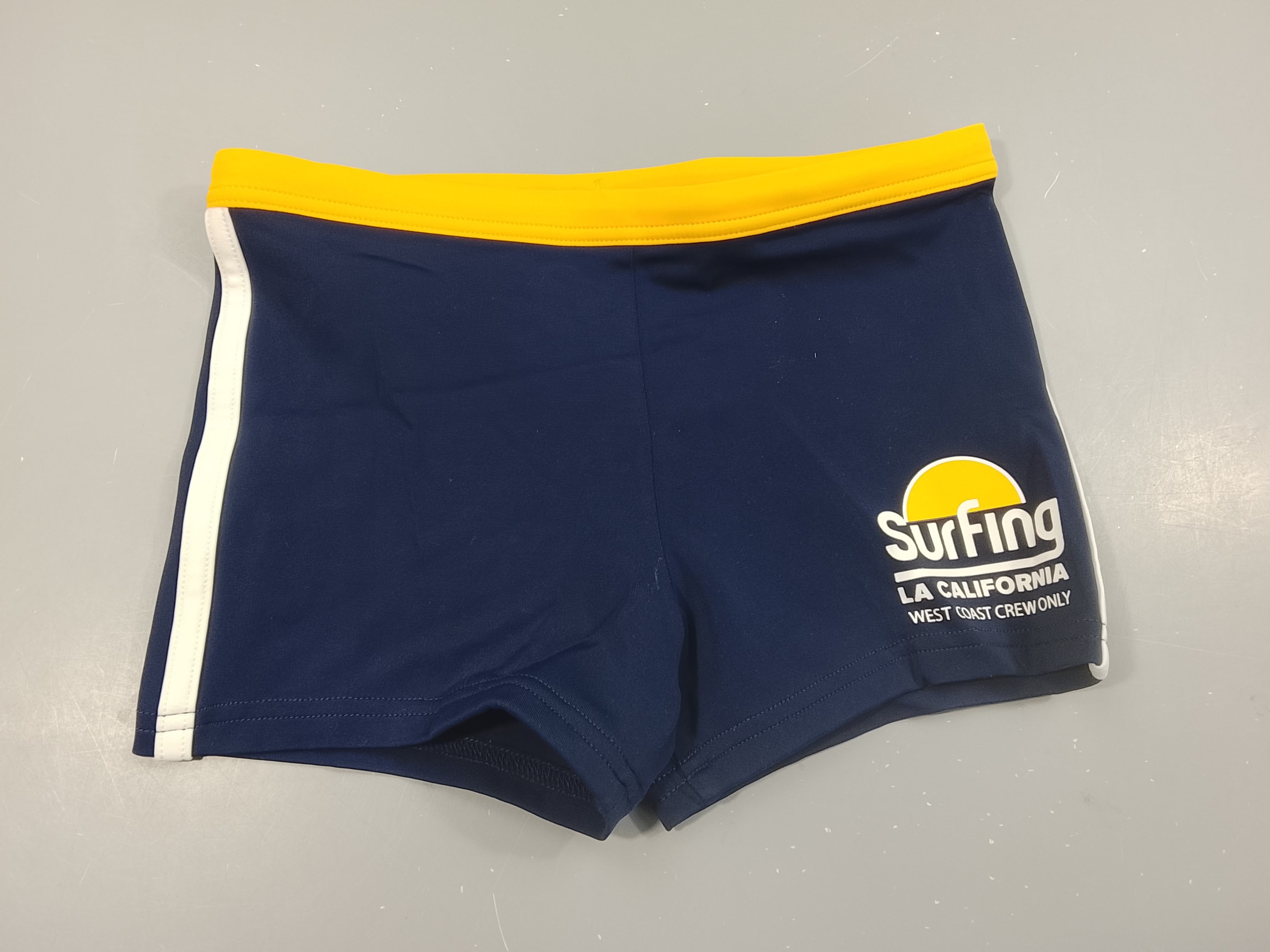 Maillot boxer bleu marine, jaune, blanc 
