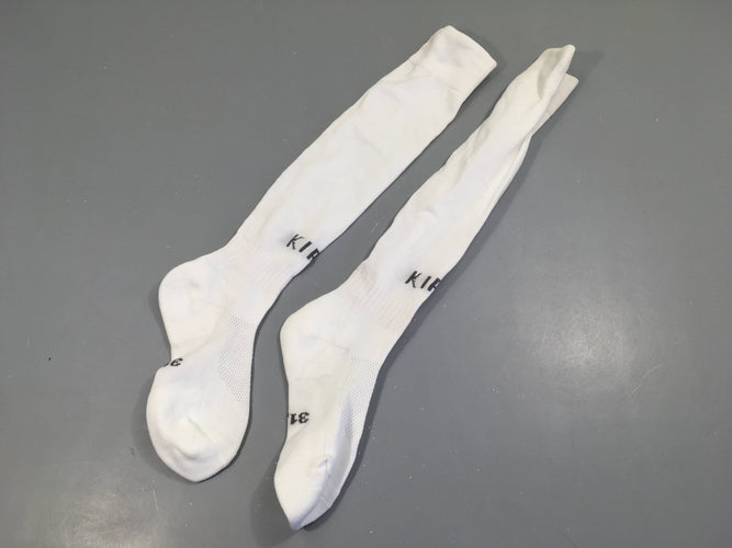 Chaussettes de foot blanchees légèrement souillées 31-34, moins cher chez Petit Kiwi