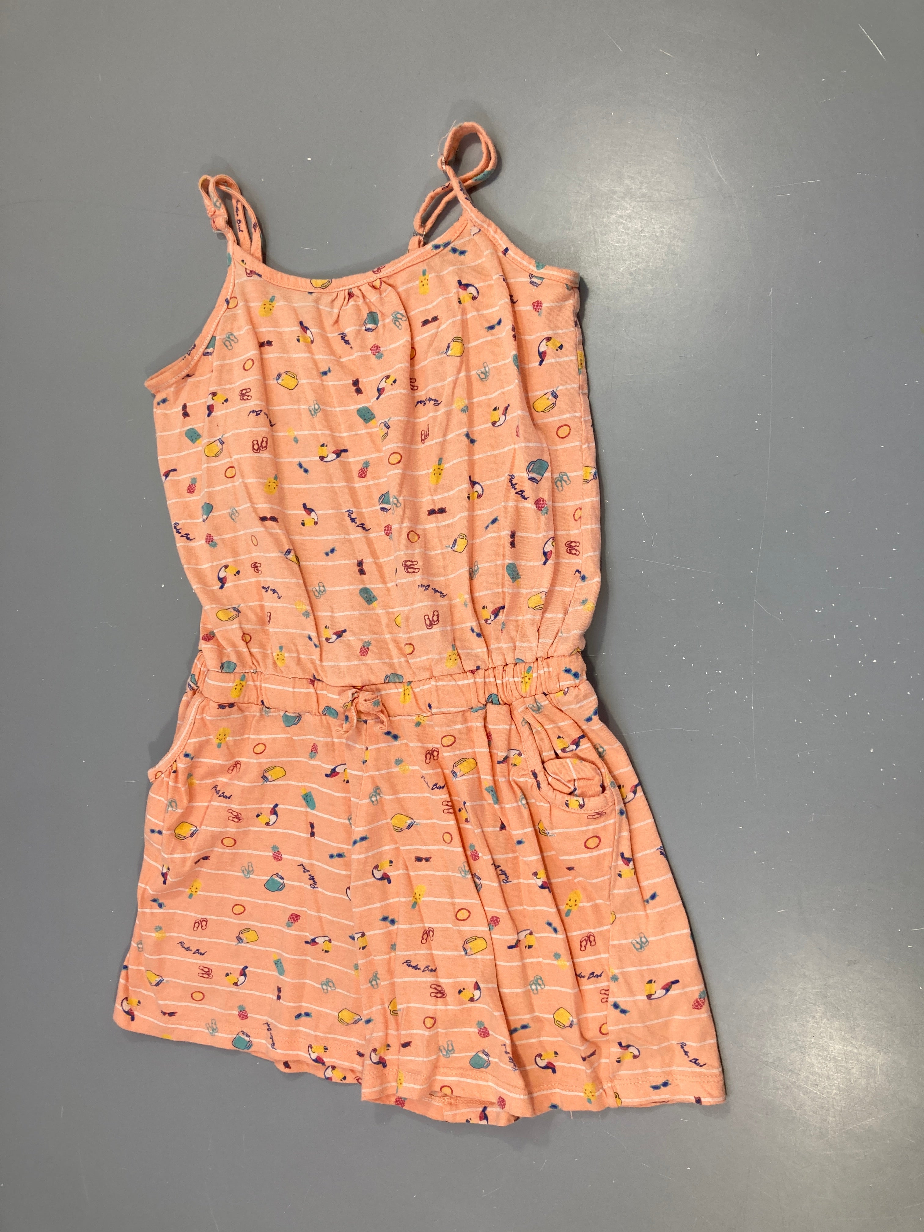 Combishort fines bretelles orange rayé blanc motifs plage, légèrement bouloché
