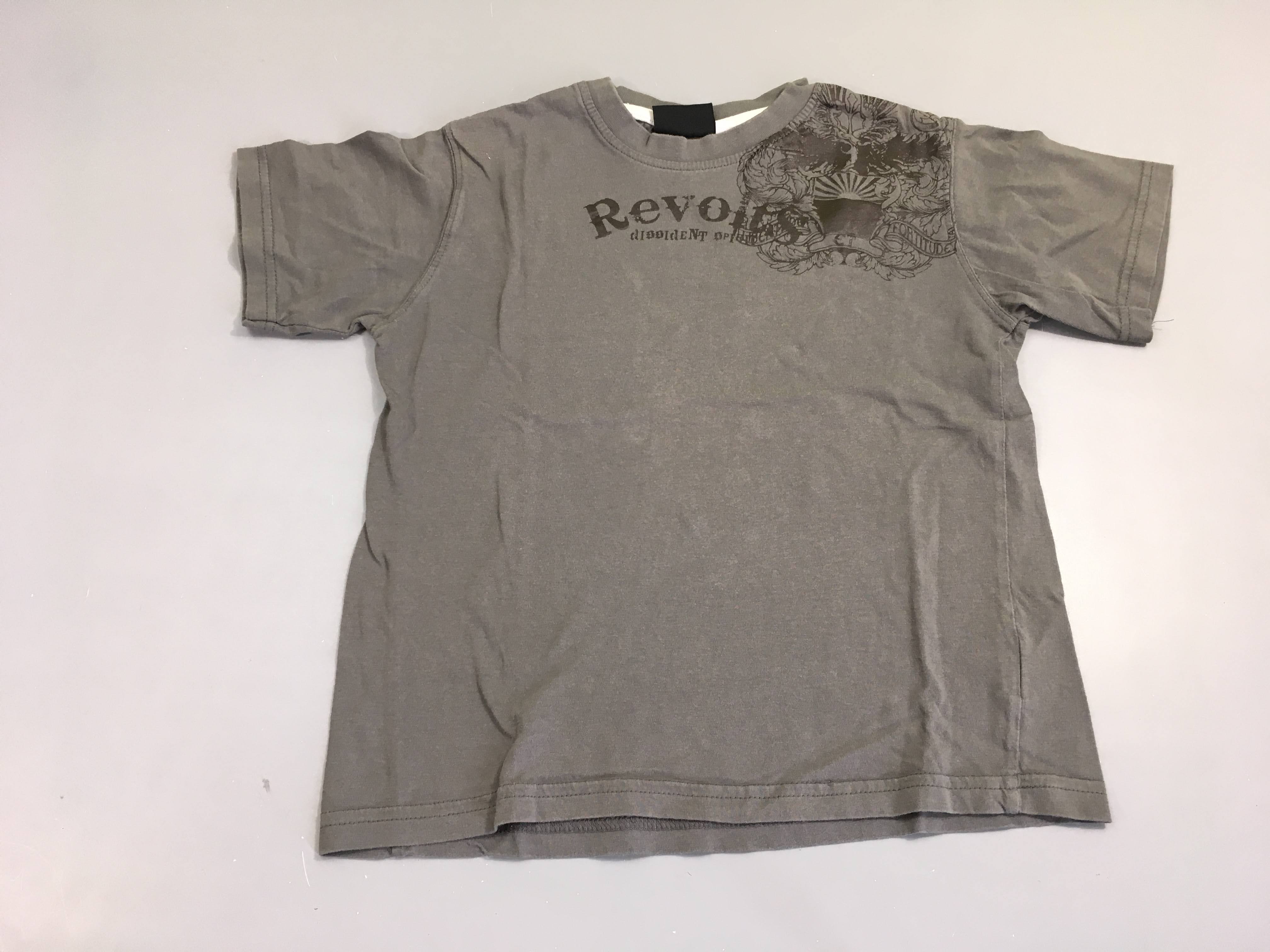T-shirt m.c gris foncé revolts (taille petit)