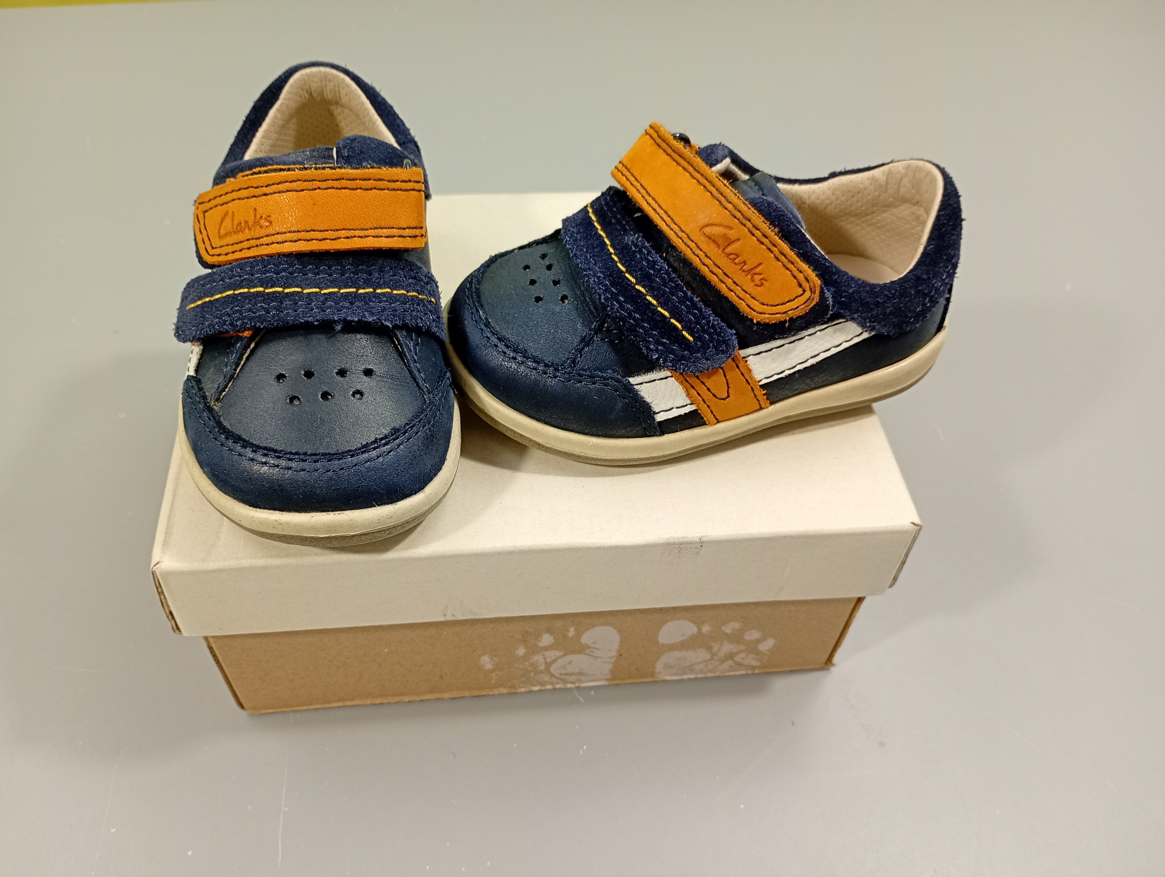 Baskets Clarks bleu marine/ blanc/ camel - 20
