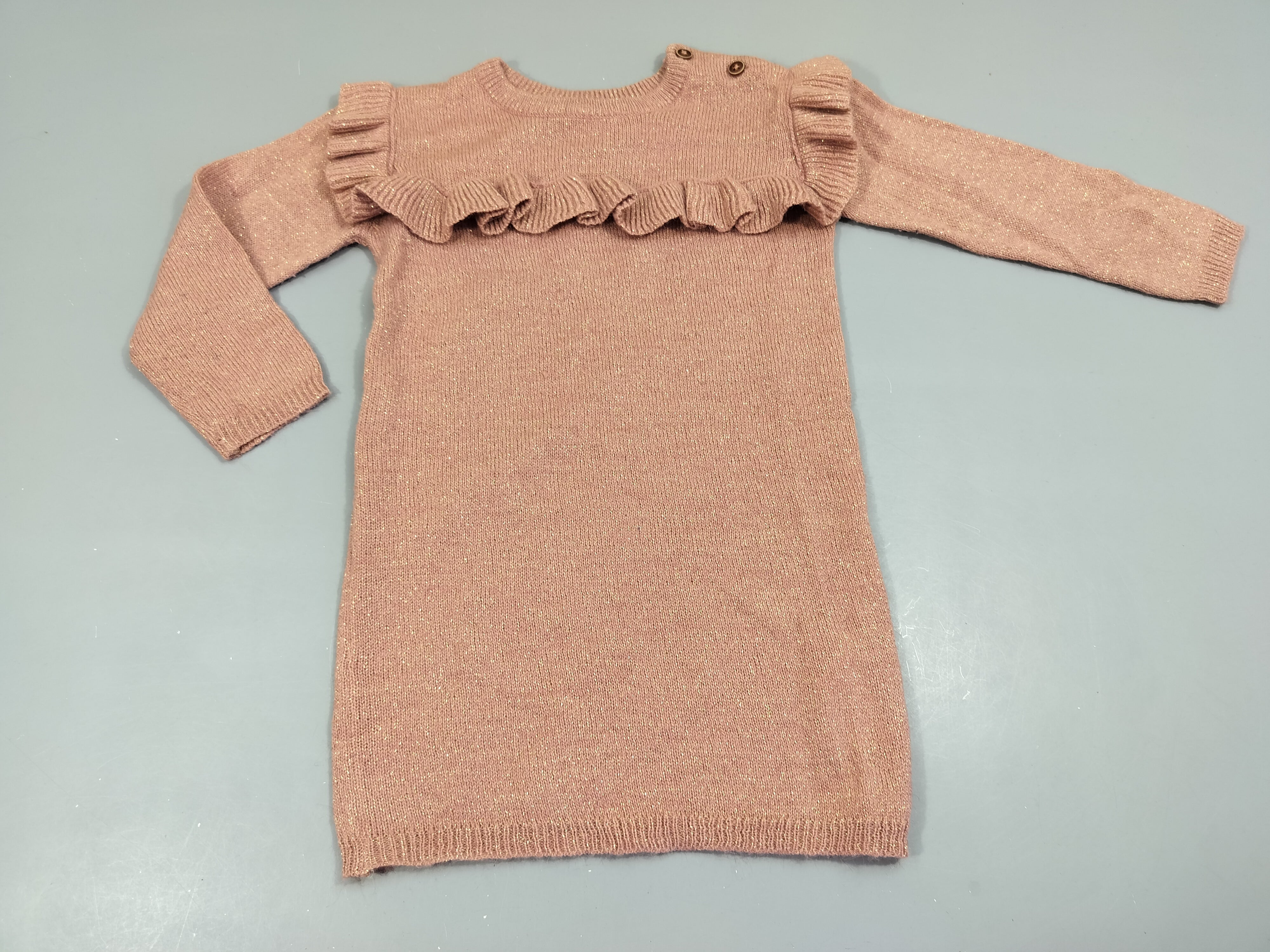 Robe ml vieux rose, à paillettes dorées 68% à ac.r.ylique, boulochée 17% polyamide 15% fils de métal