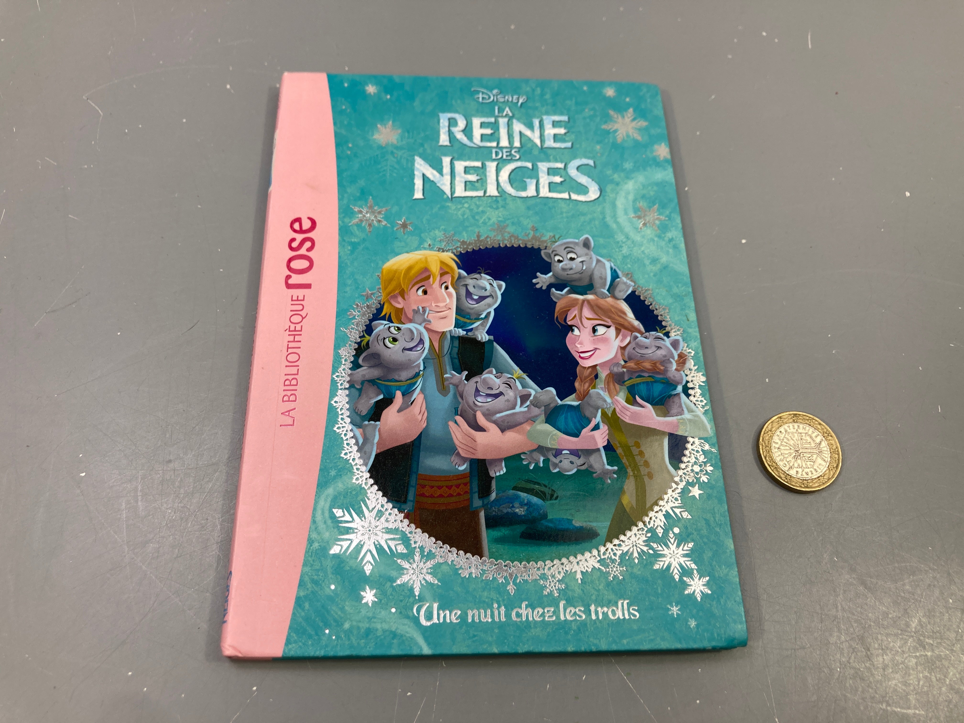 Livre La Reine des Neiges, Une nuit chez les trolls, Bibliothèque rose