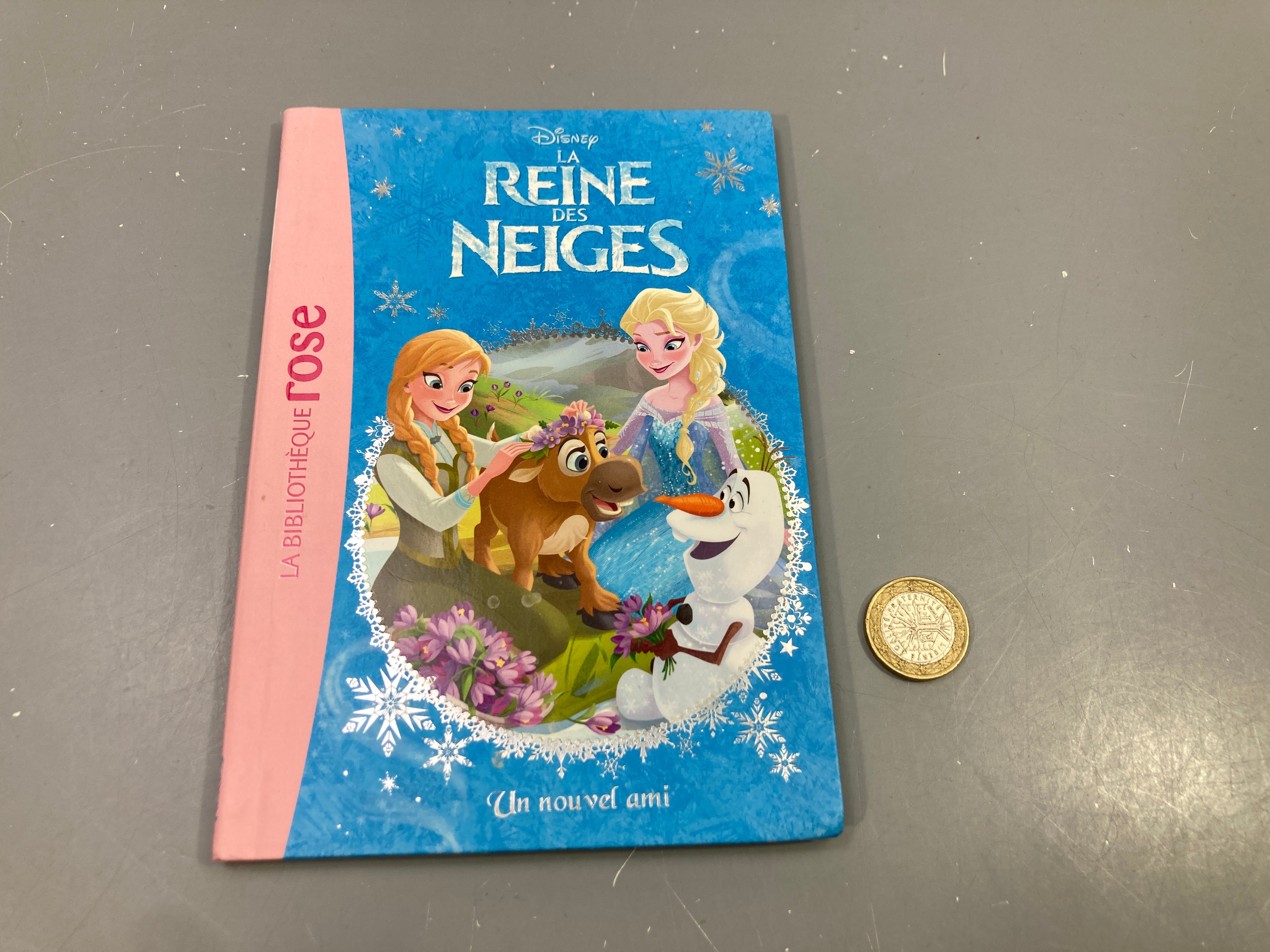 Livre La Reine des Neiges, Un nouvel ami, Bibliothèque rose