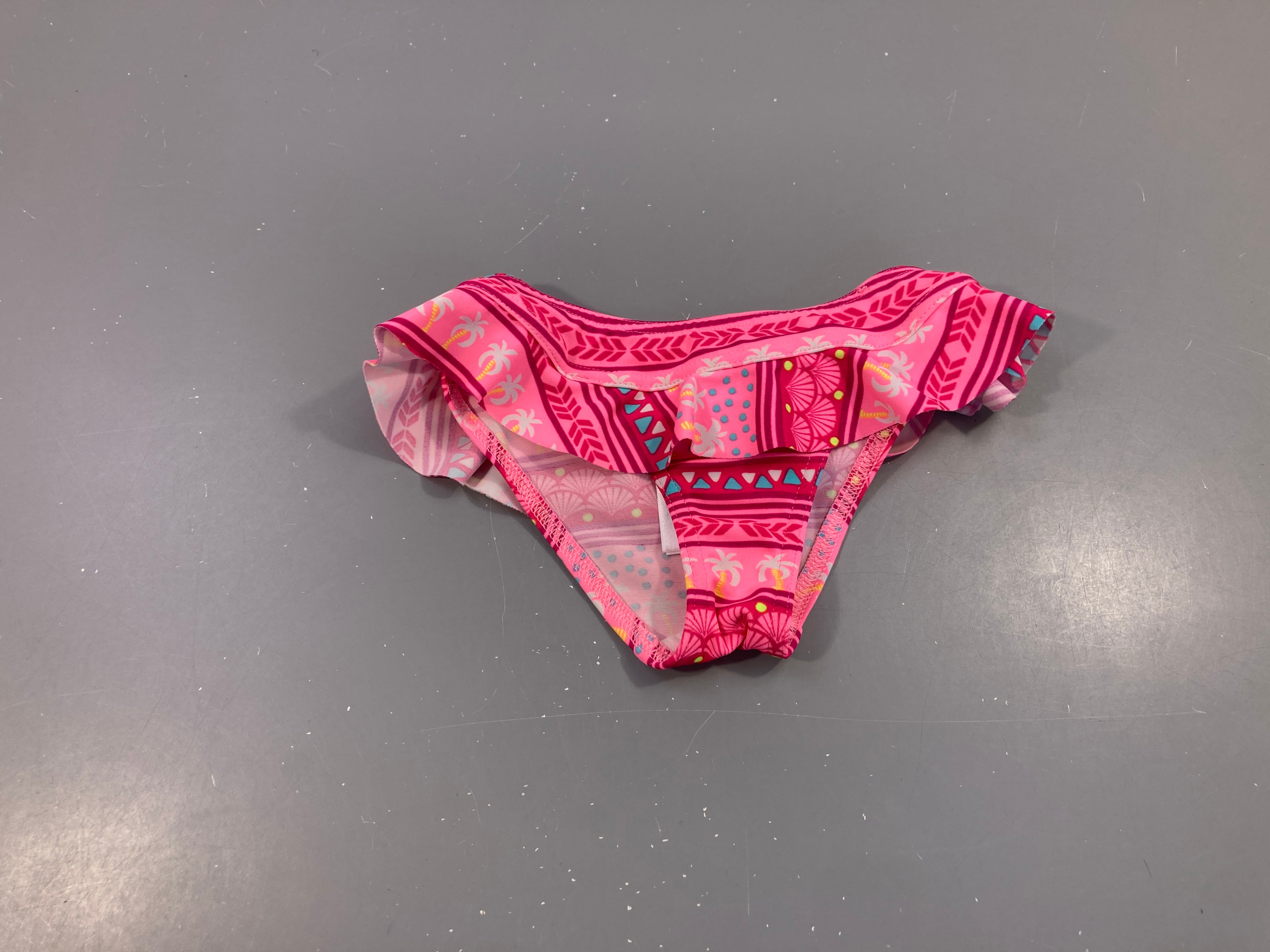 Culotte de maillot rose rayé
