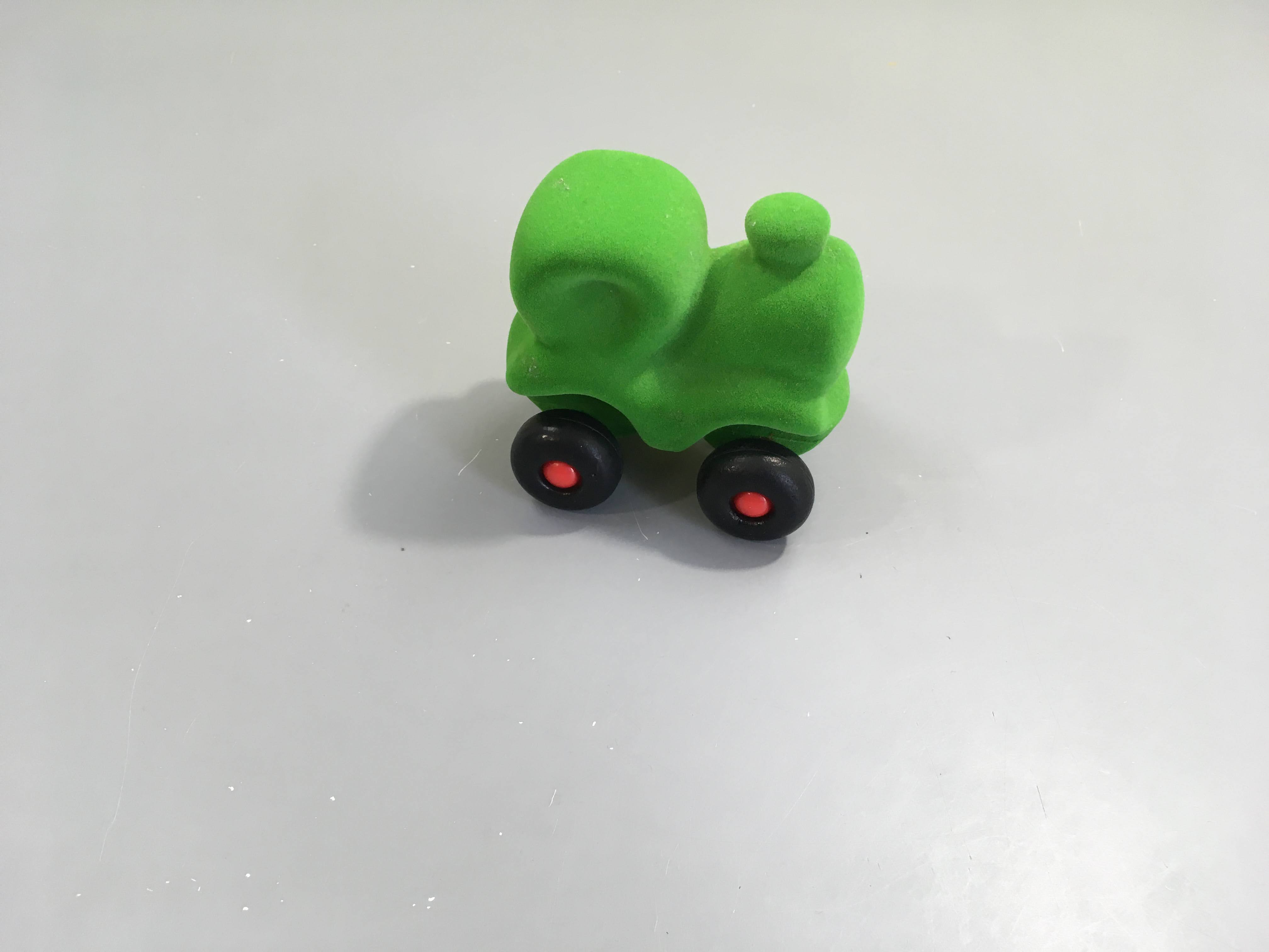 Tracteur à roulettes velours vert