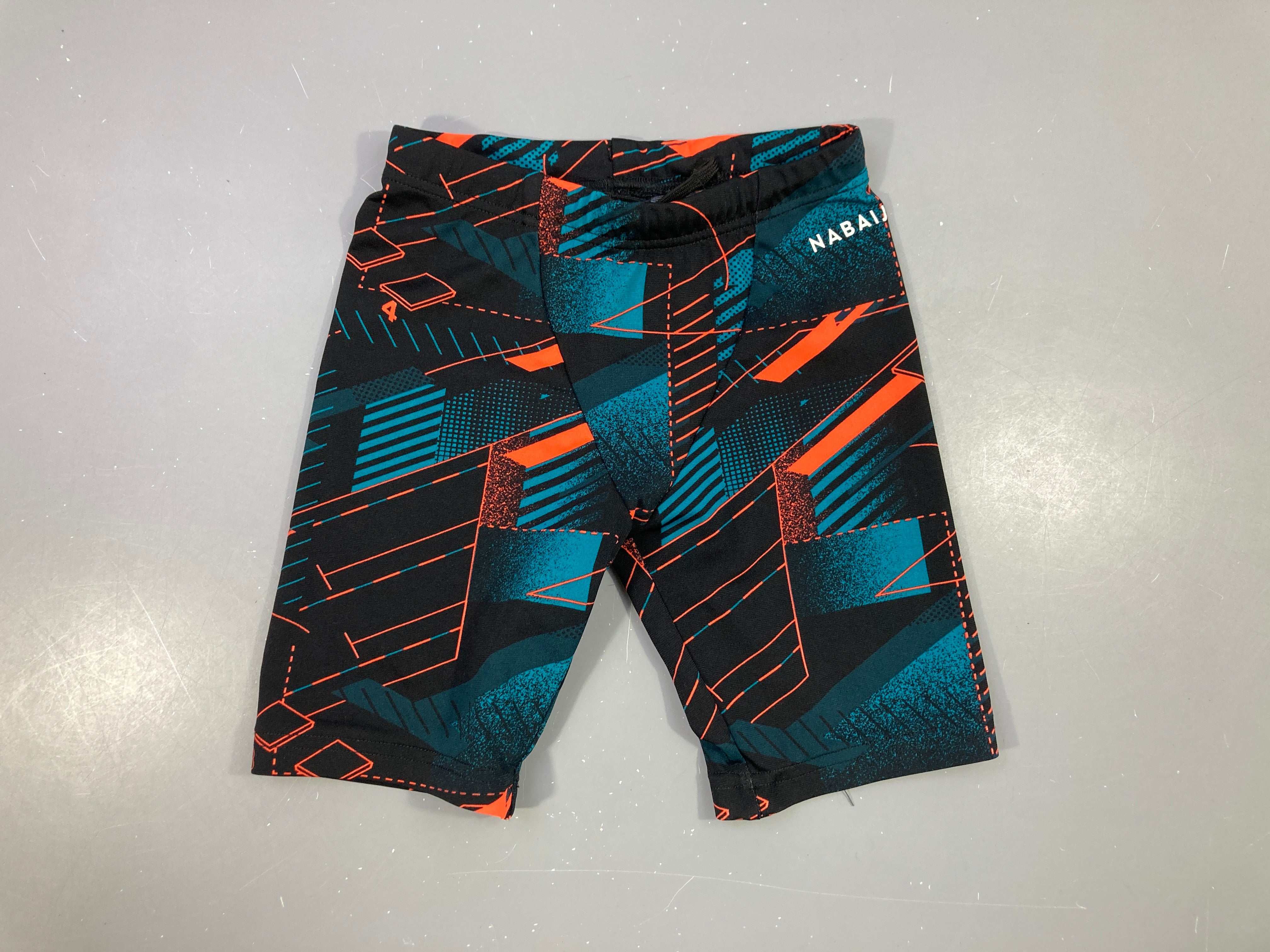 Maillot boxer noir formes géométriques oranges bleus