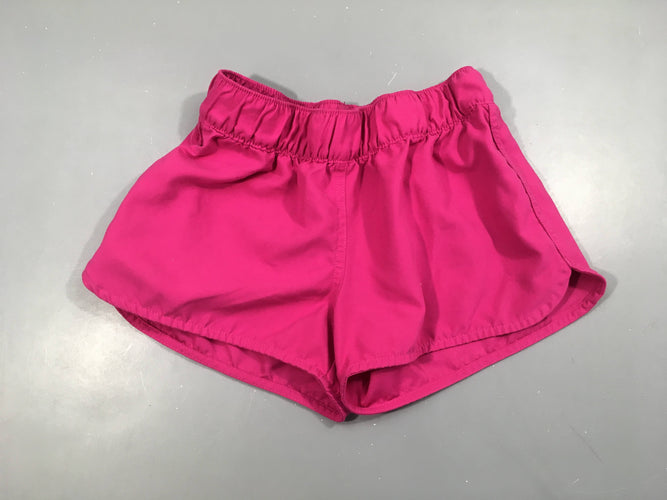 Short de bain fuchsia Olaian, moins cher chez Petit Kiwi