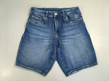 Bermuda jean, élastane un peu détendue
