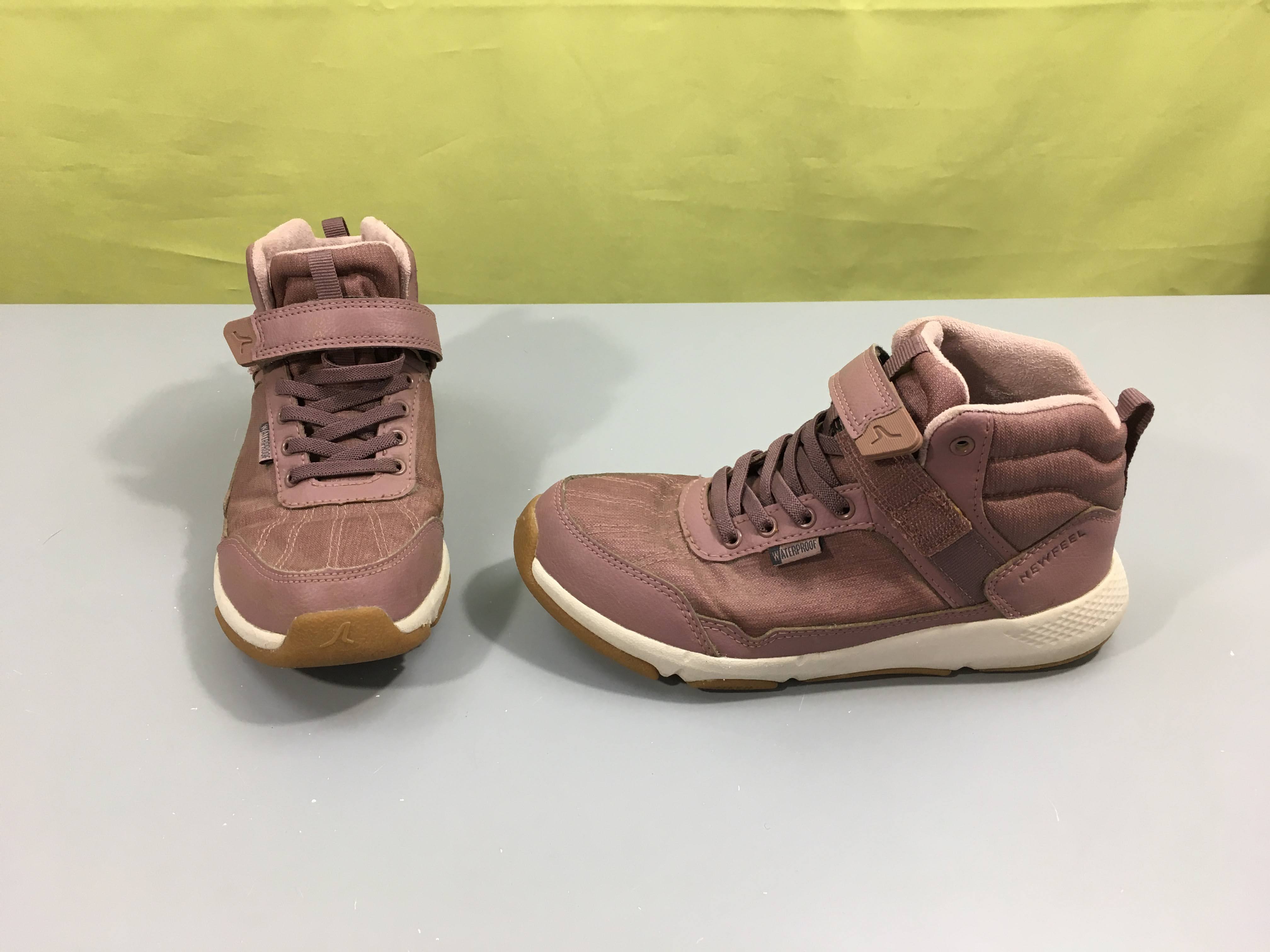 Baskets/bottines hautes rose foncé waterproof, lacets élastiques, 34