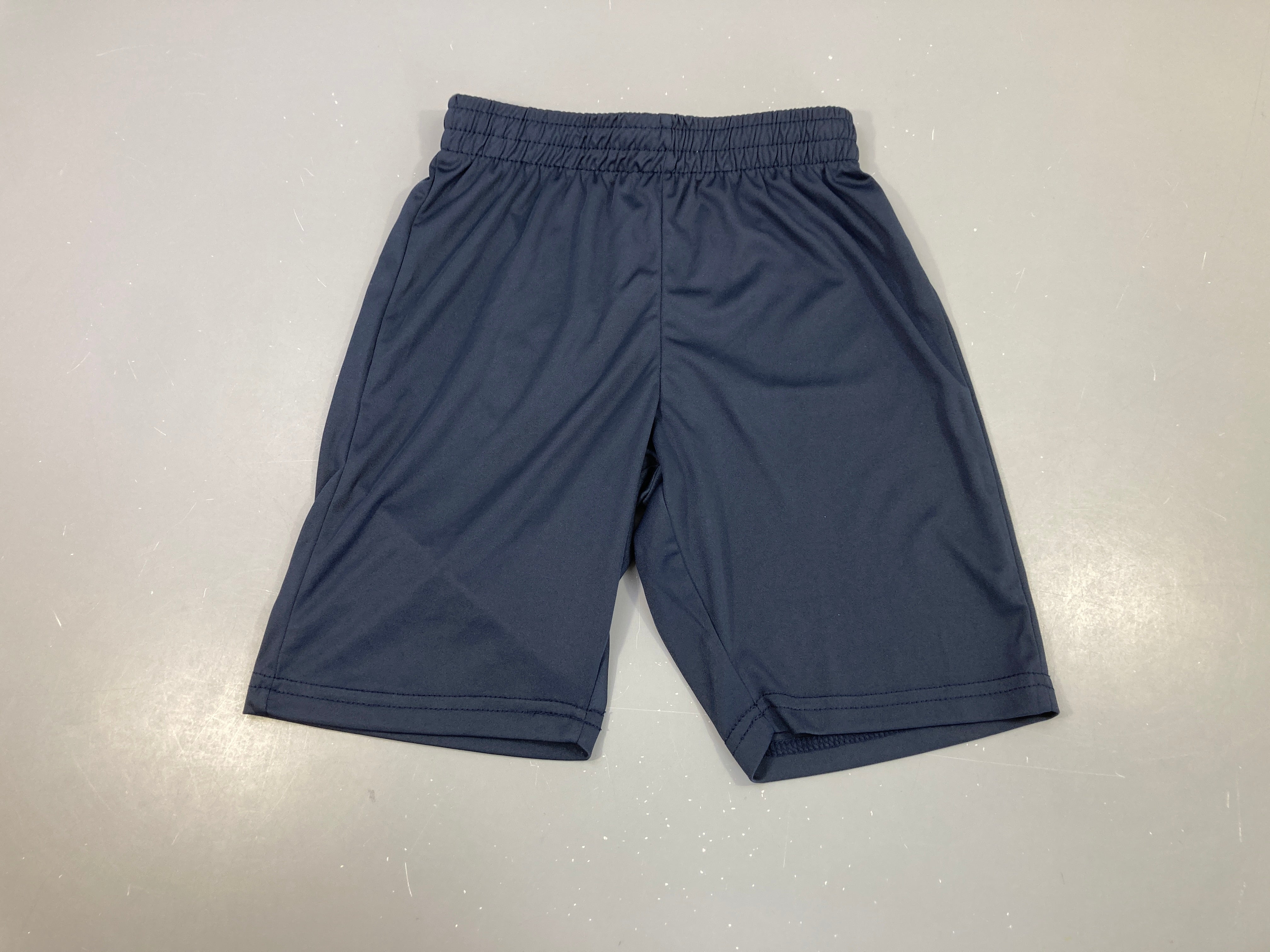 Short de sport bleu foncé Patrick (taille estimée)