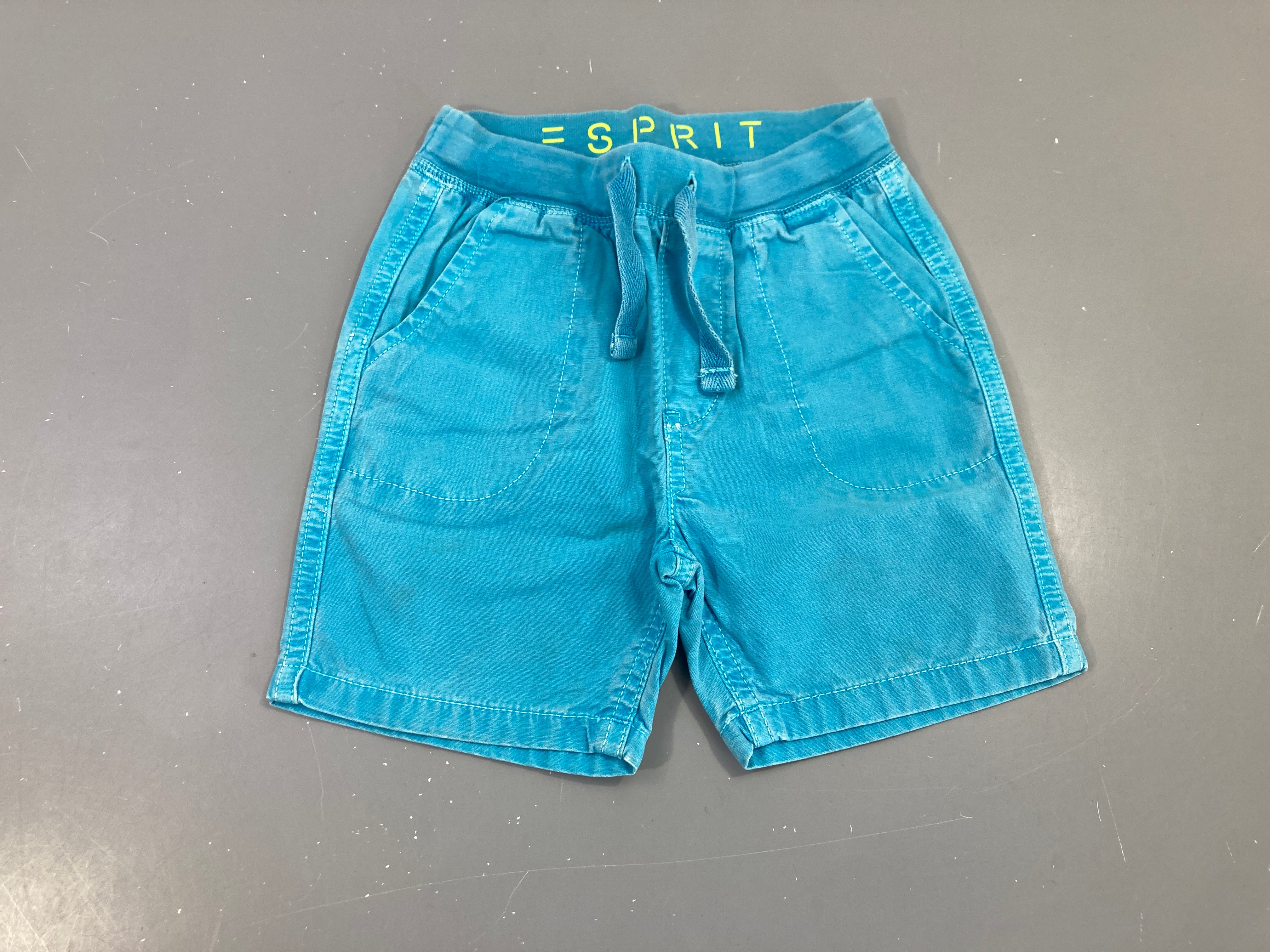 Bermuda turquoise