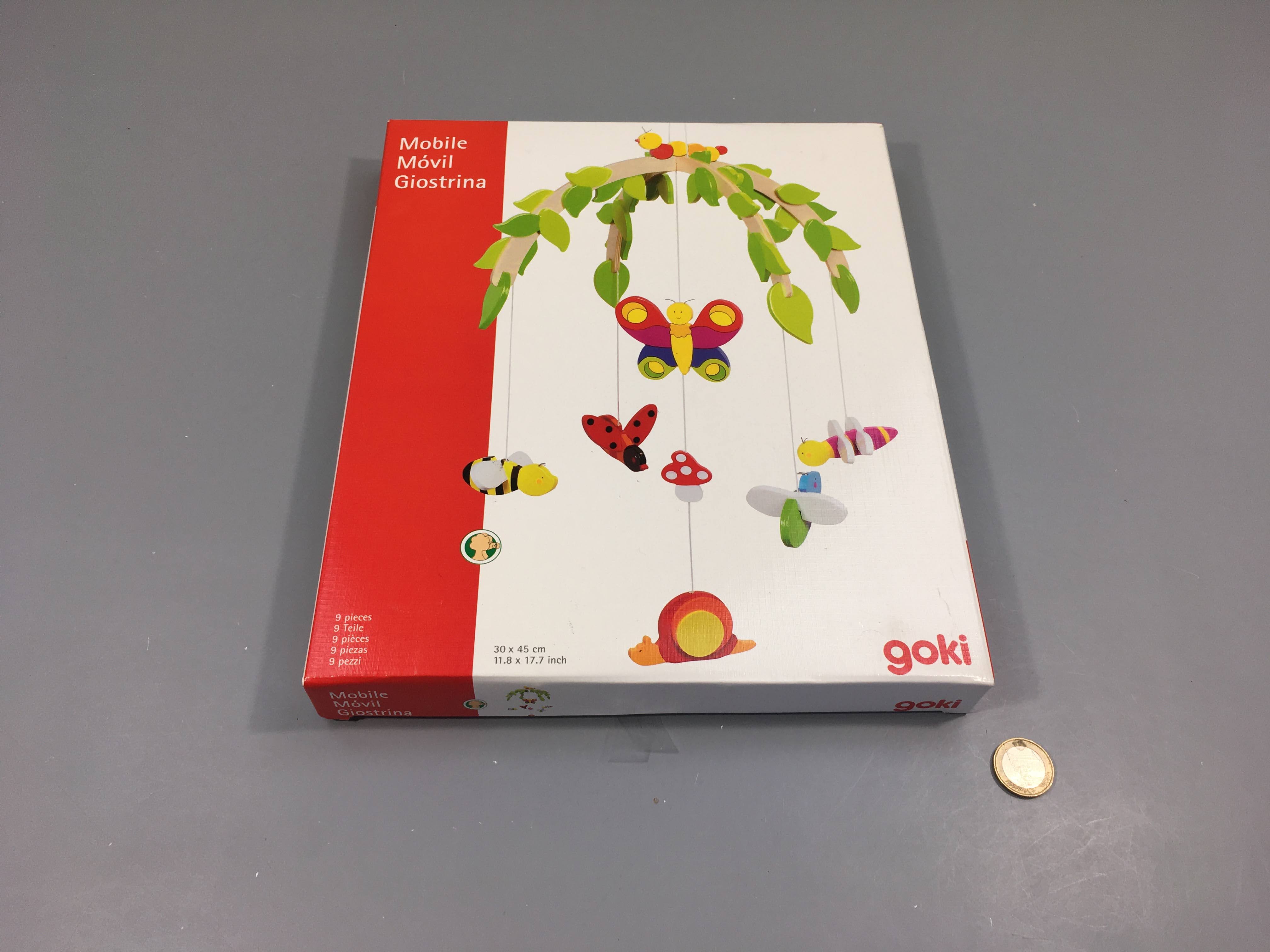 NEUF Mobile en bois papillons