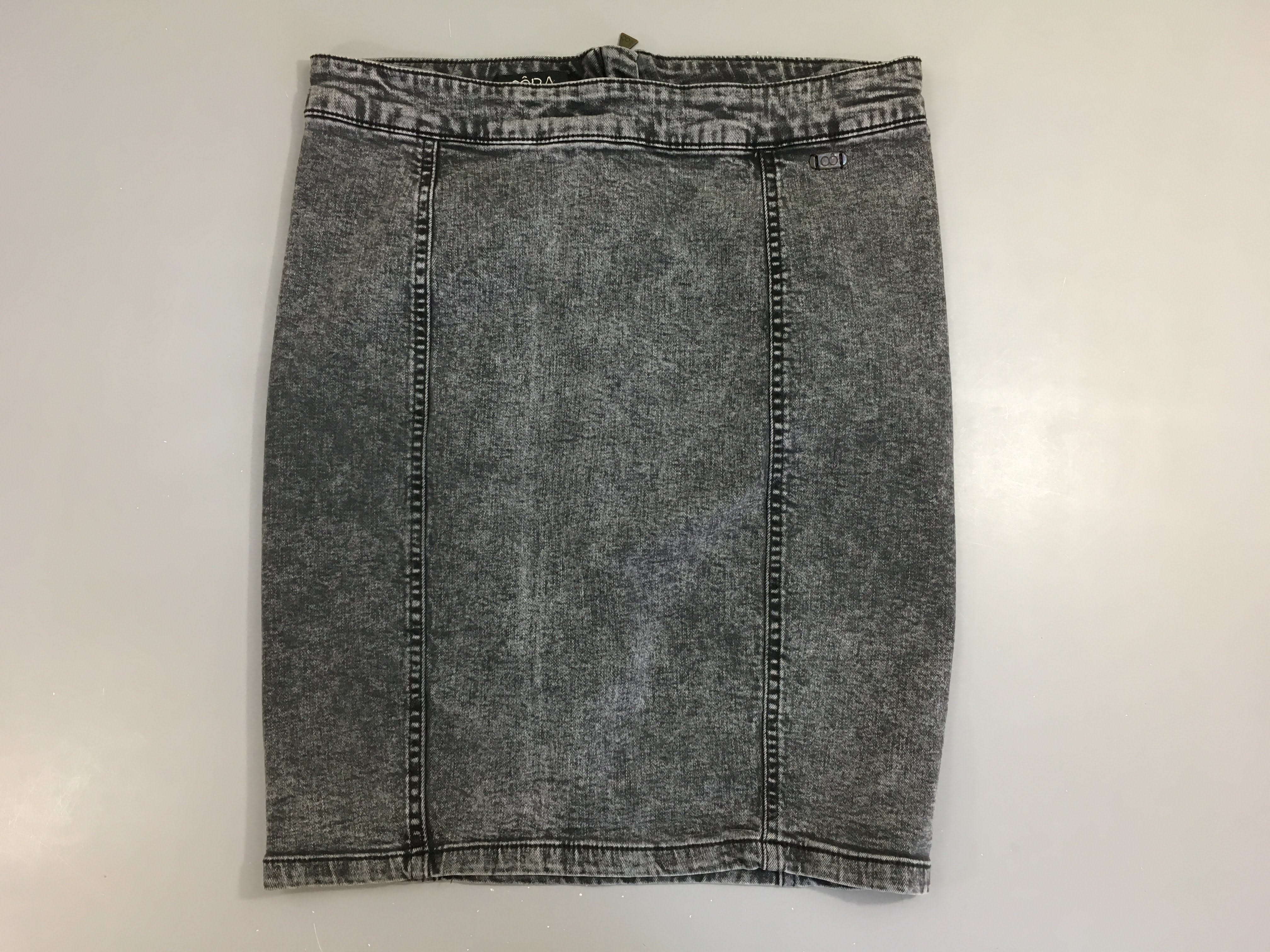 Jupe en jean gris effet délavé