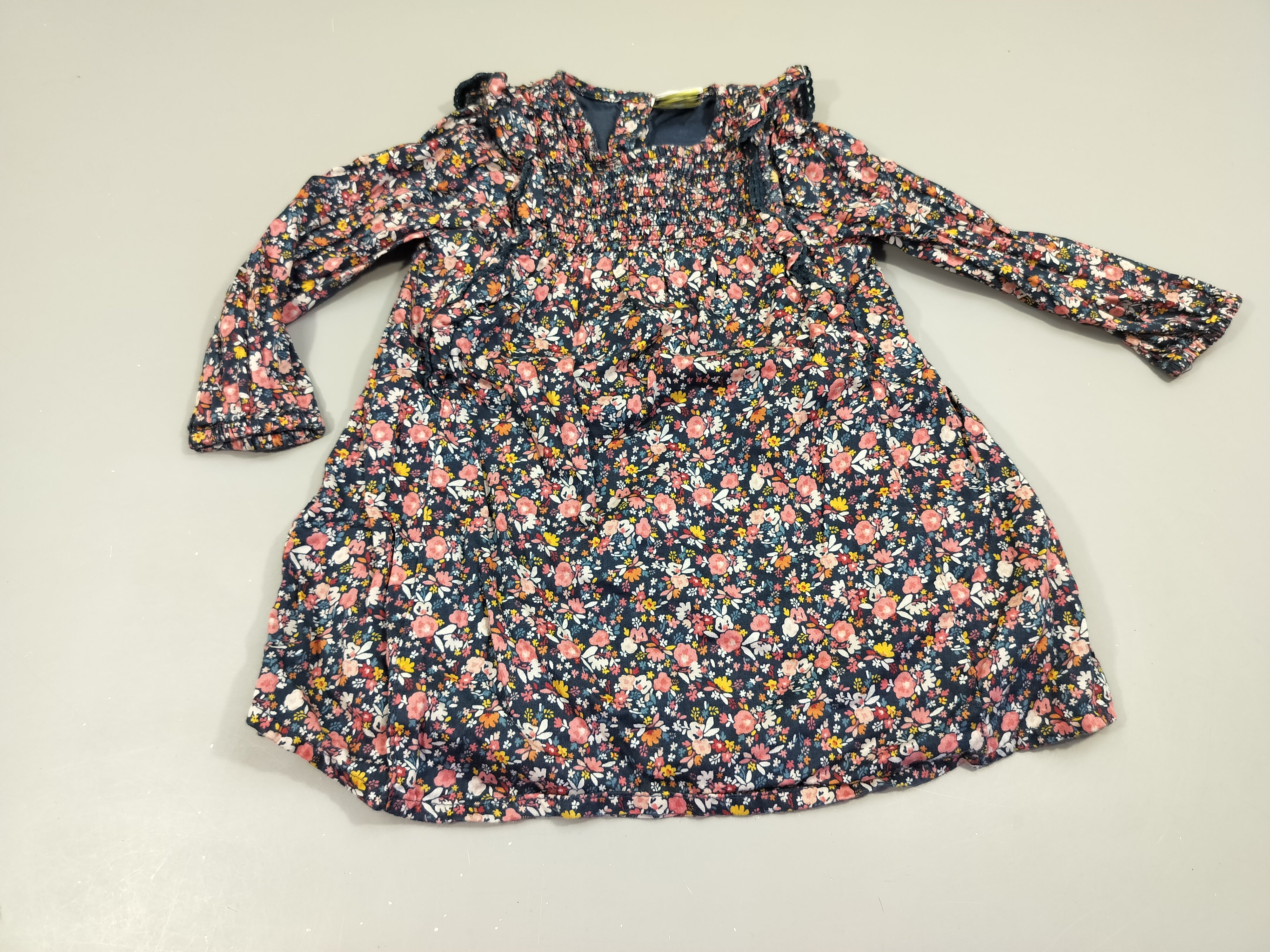 Robe m.l bleu marine à fleurs  100% coton