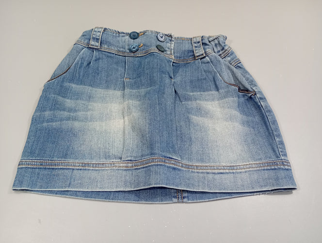 Jupe en jean , 4 boutons bleus, effet délavé, moins cher chez Petit Kiwi