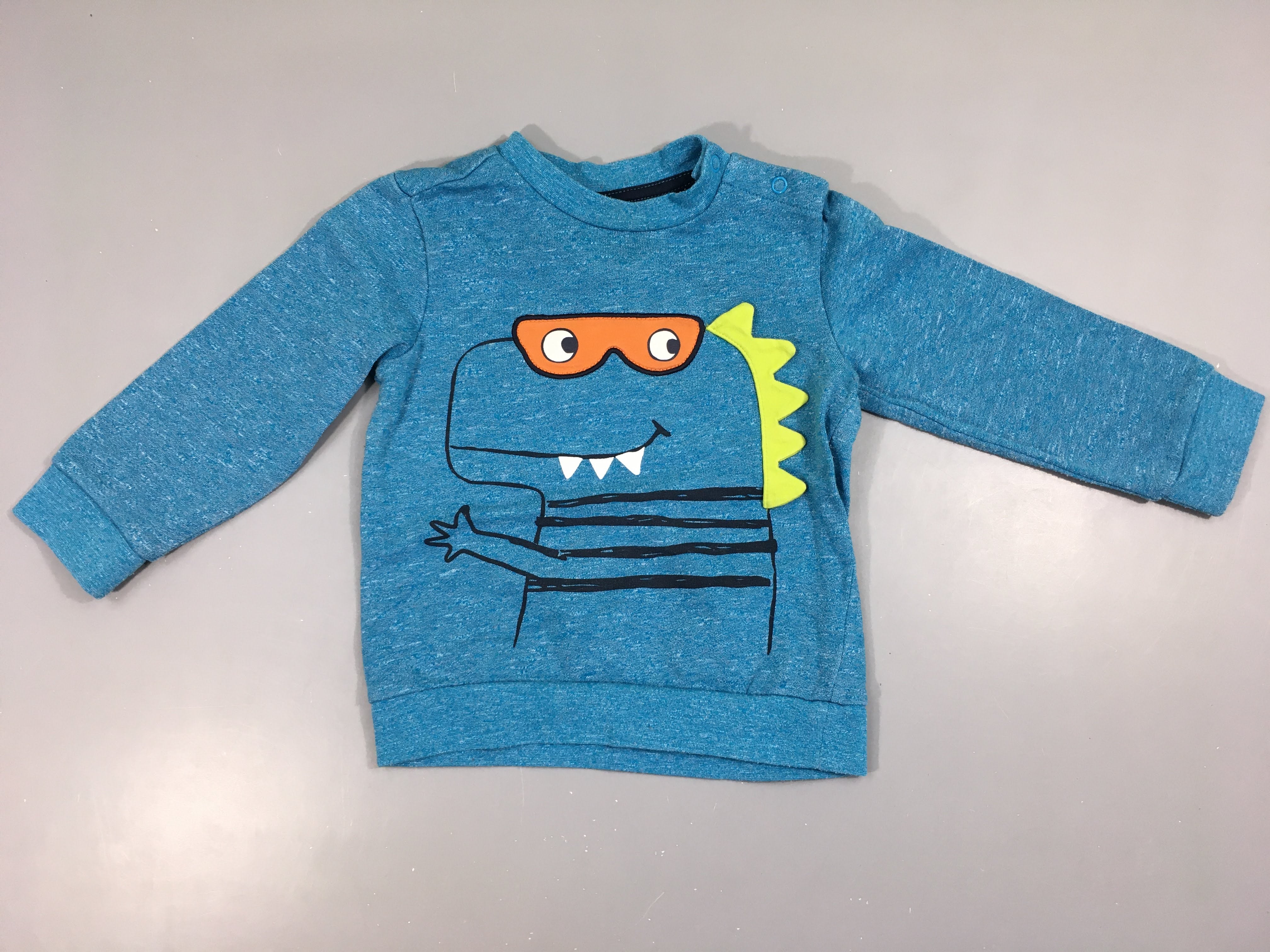 Sweat bleu chiné dino, crète en relief