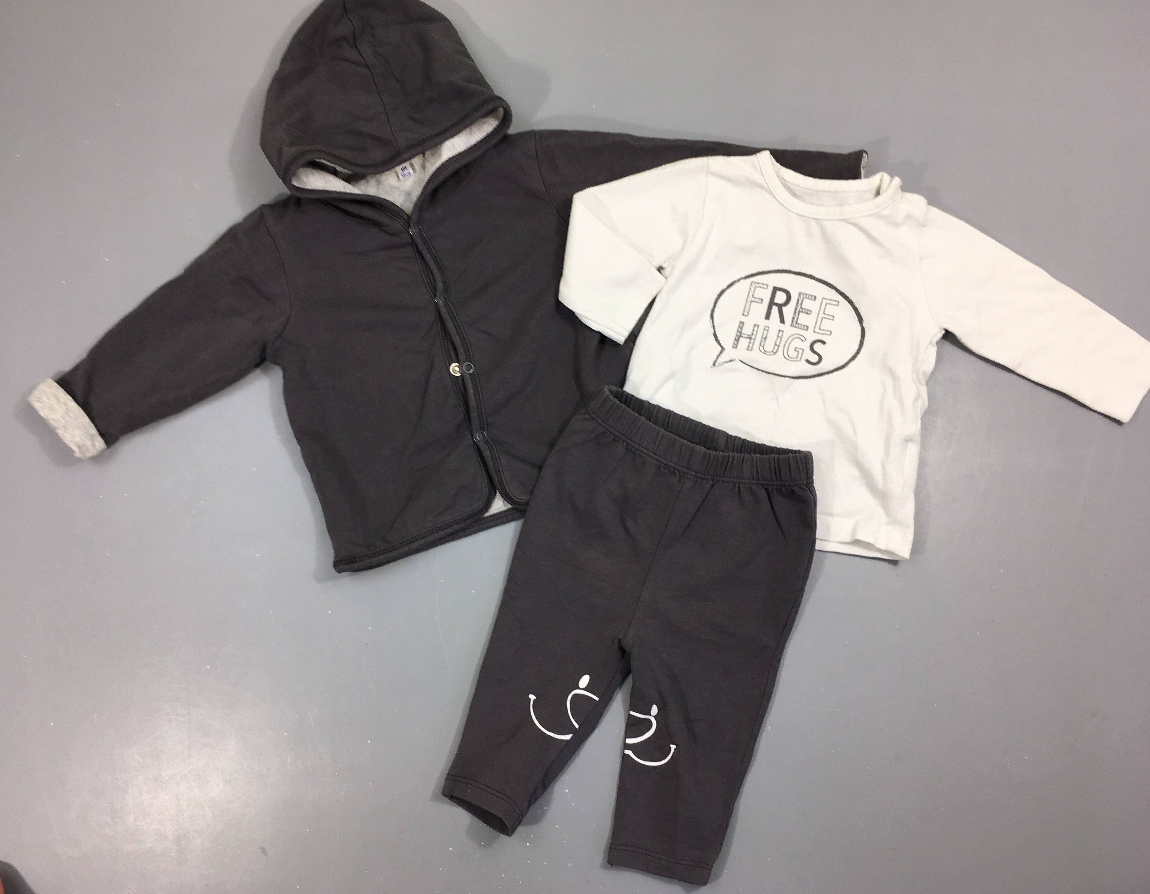 Ensemble 3pcs Free Hugs