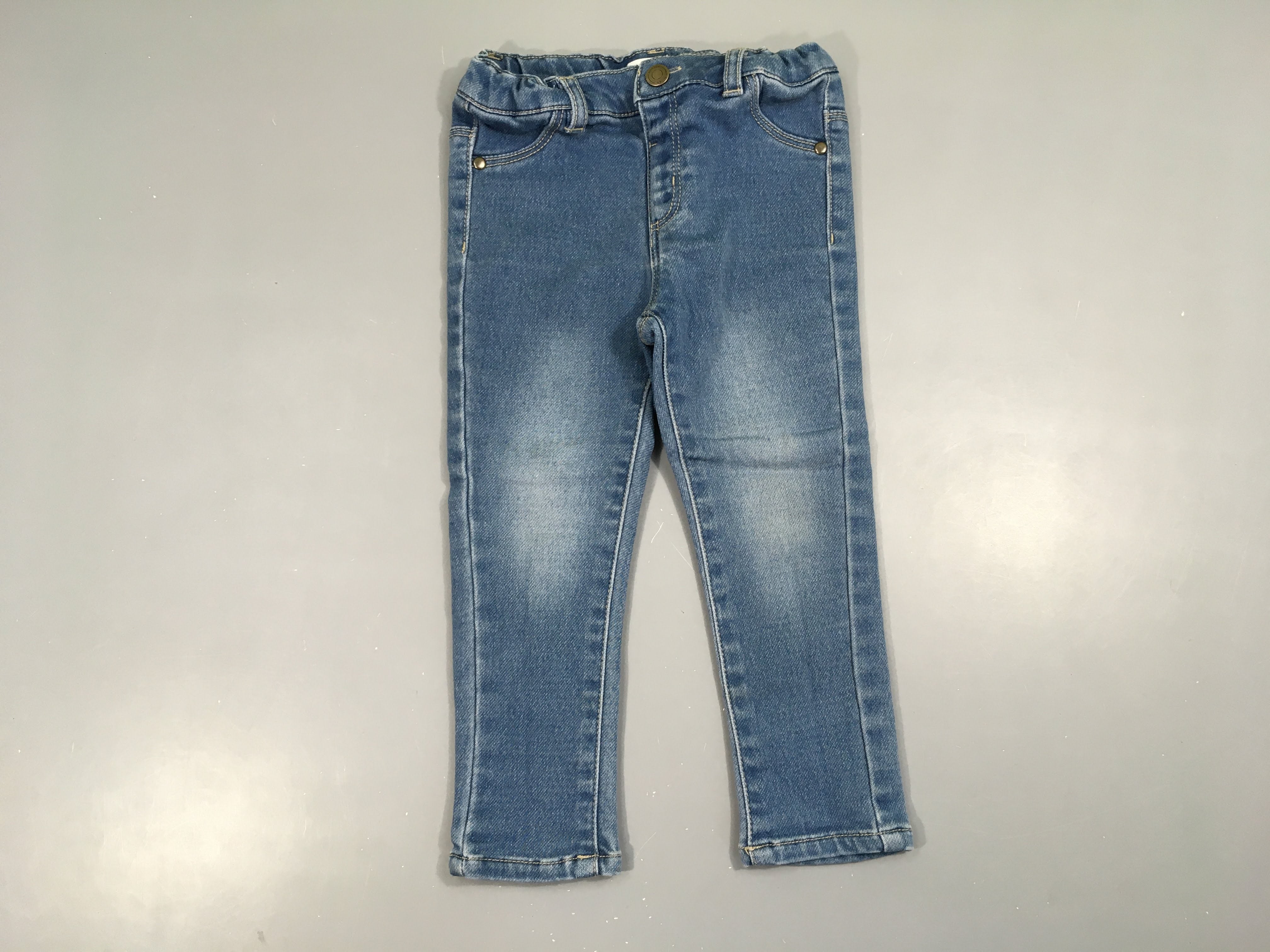 Pantalon denim, Pat & Ripaton