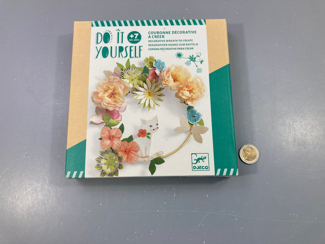 Do it your self Couronne décorative +7a, moins cher chez Petit Kiwi