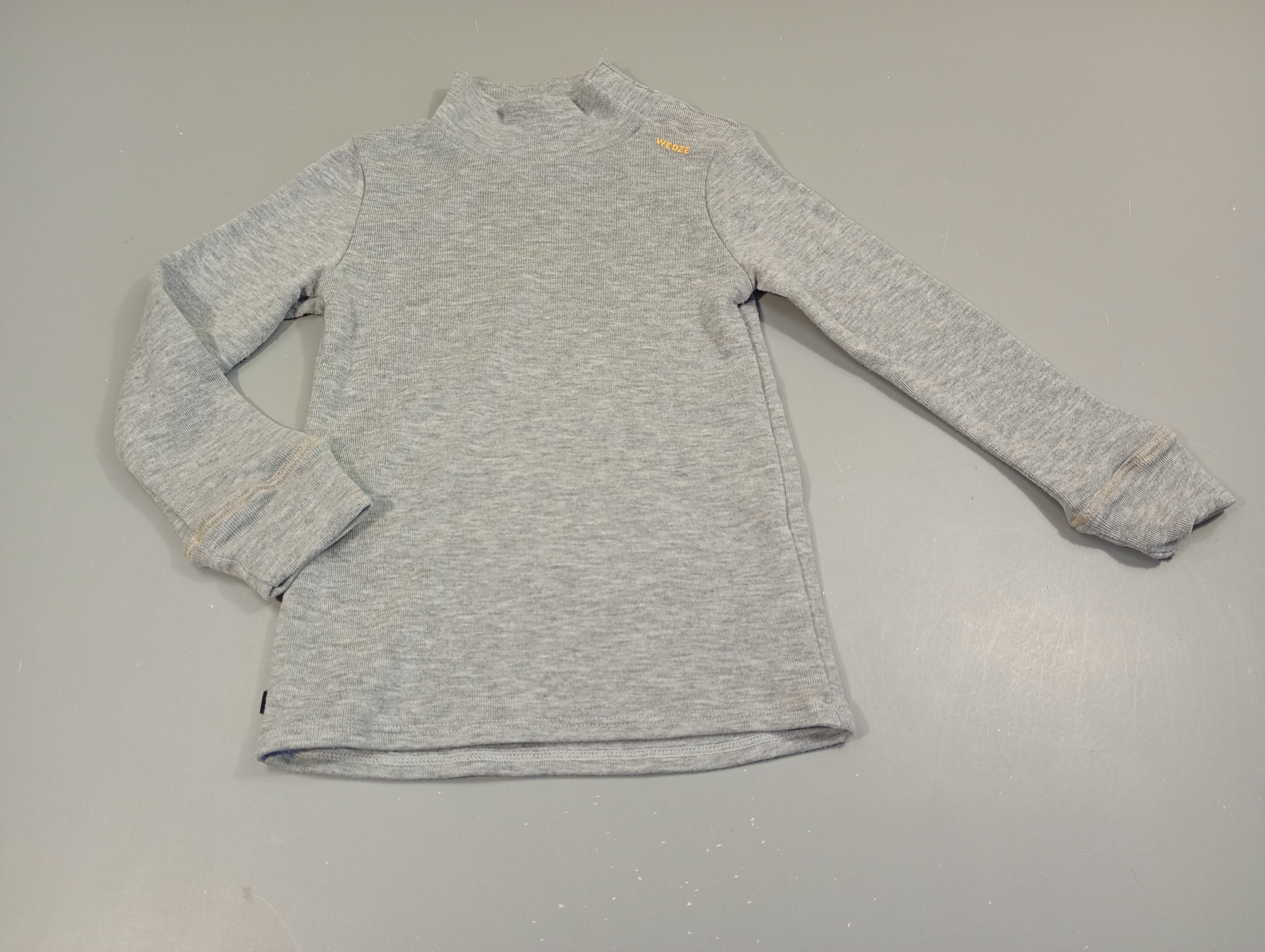 T-shirt m.l col roulé thermique gris flammé, un peu bouloché