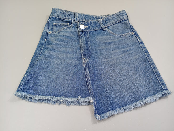 Jupe assymétrique en jean , dessous effiloché, moins cher chez Petit Kiwi