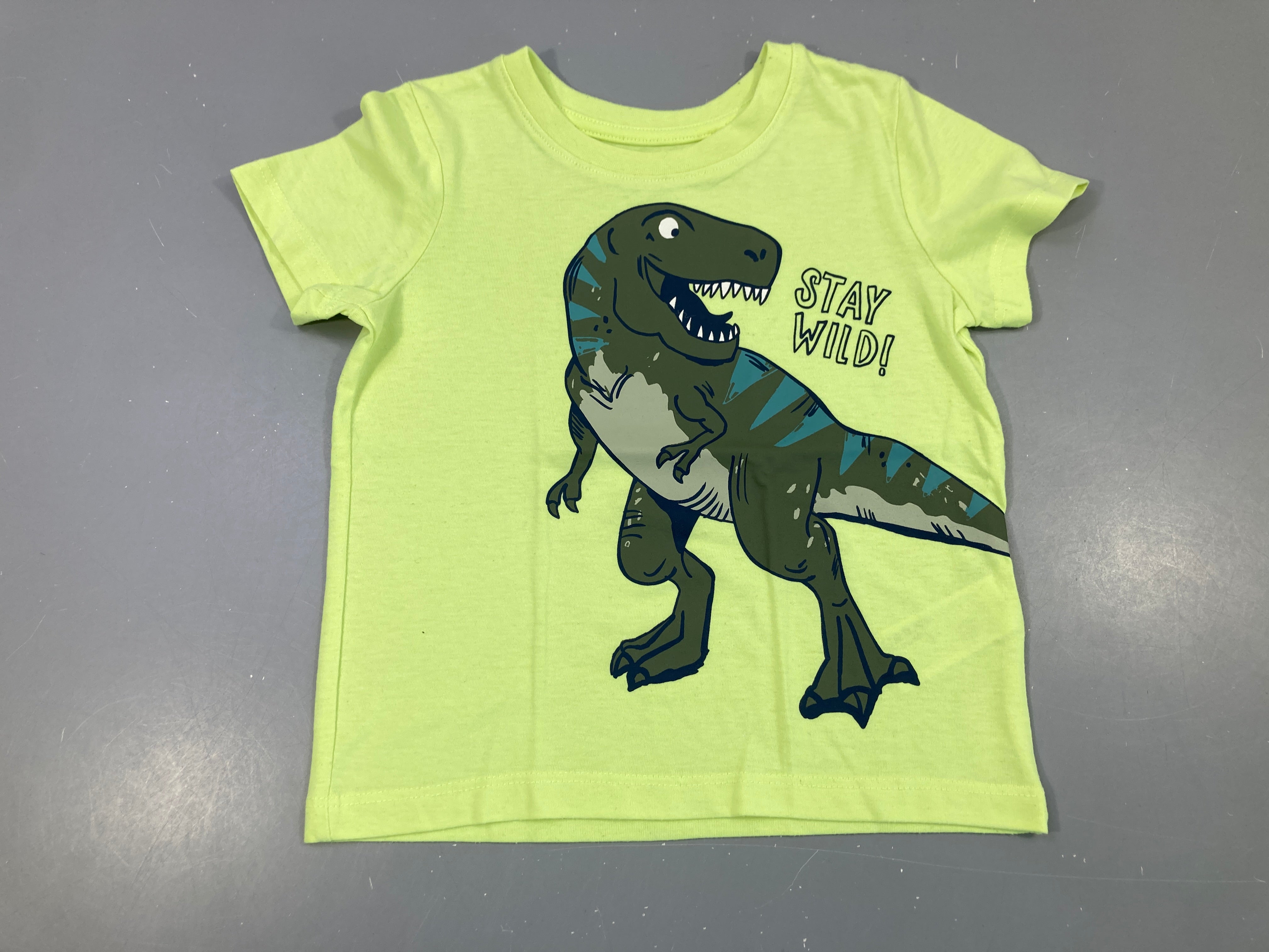 T-shirt m.c june néon dino, légèrement bouloché
