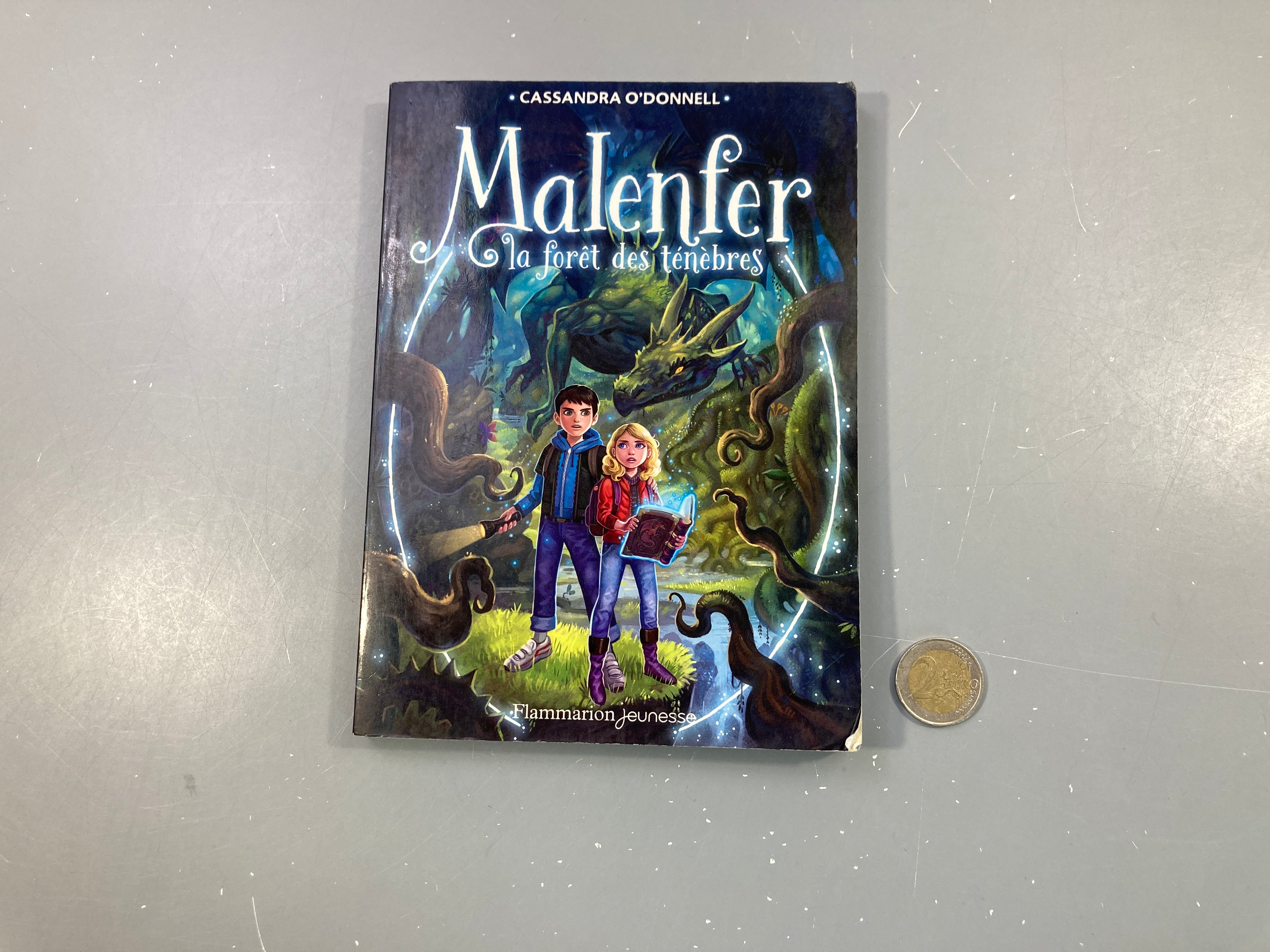 Malenfer la forêt des ténèbres coin bas couverture corné