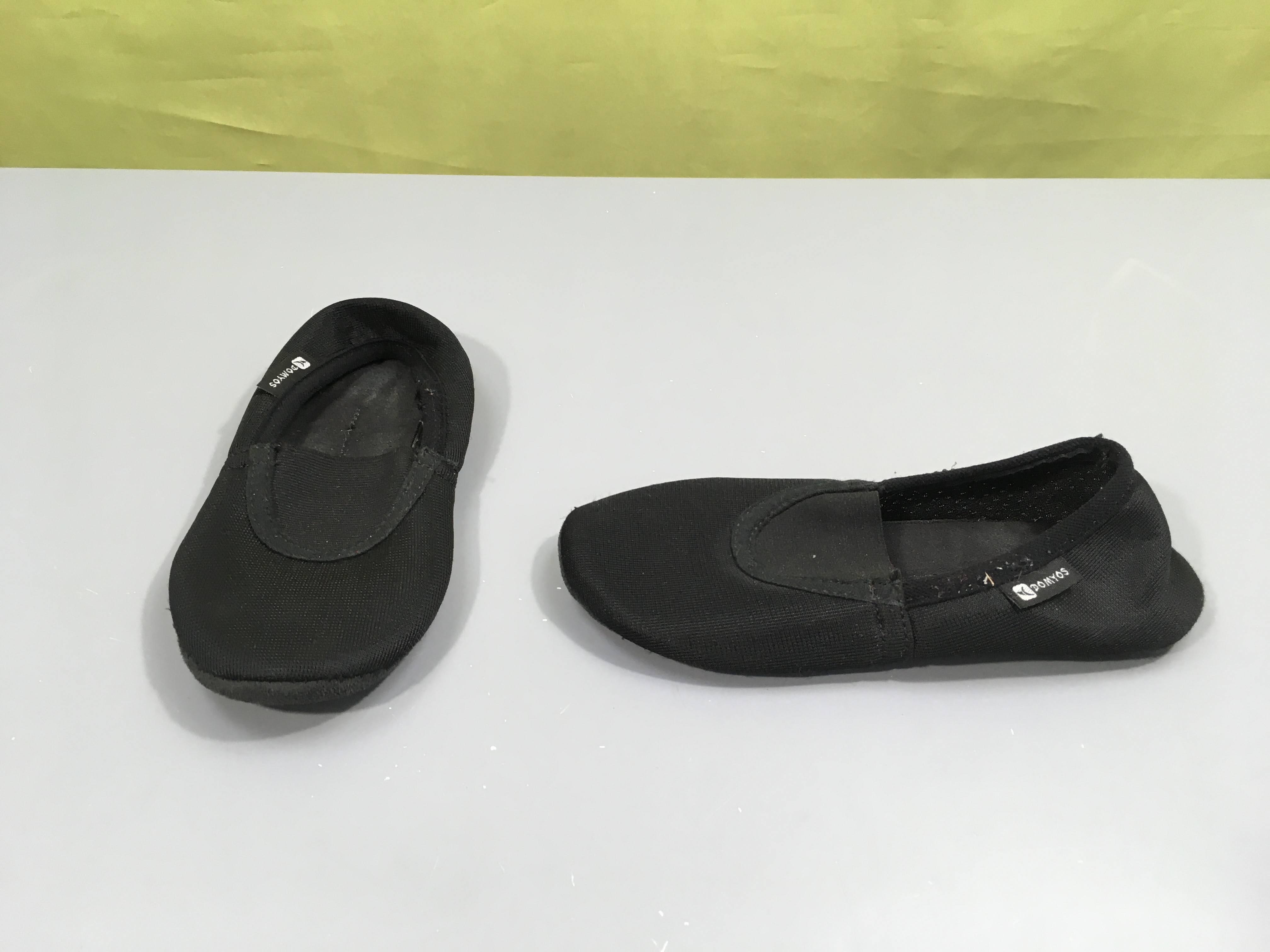 Chaussons de gym noir