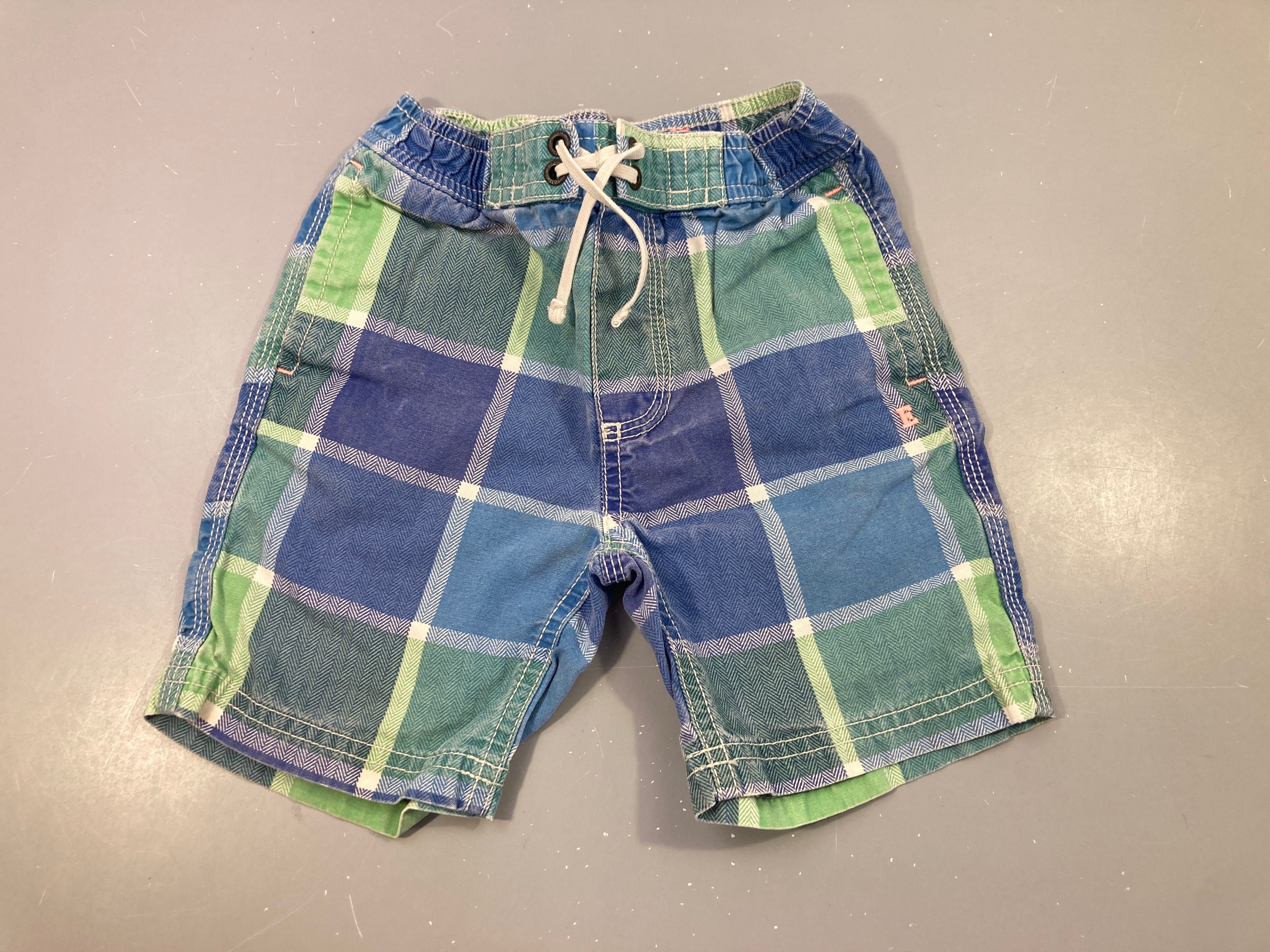 Bermuda grands carreaux bleus-vert