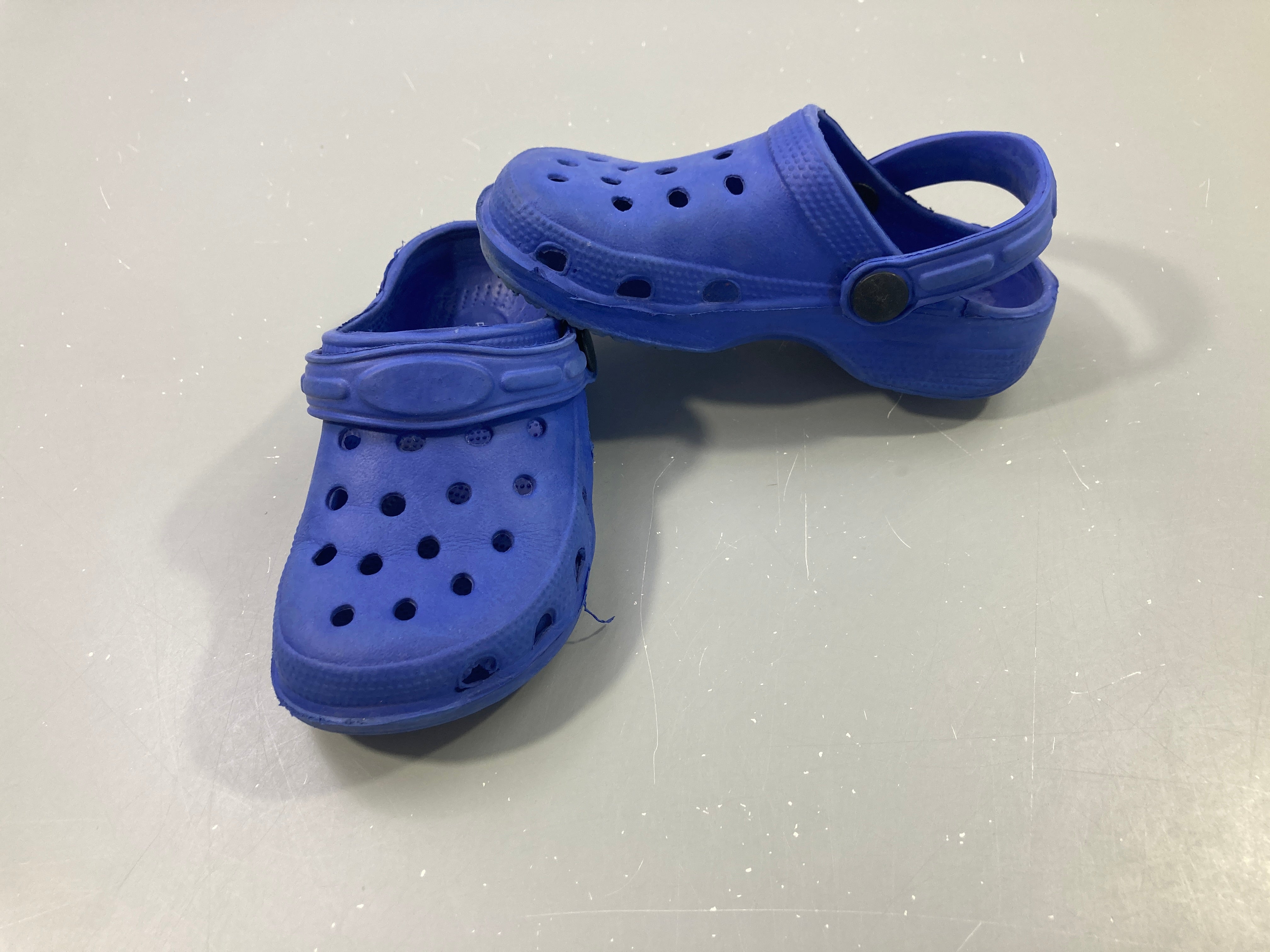 Sabots style Crocs bleus