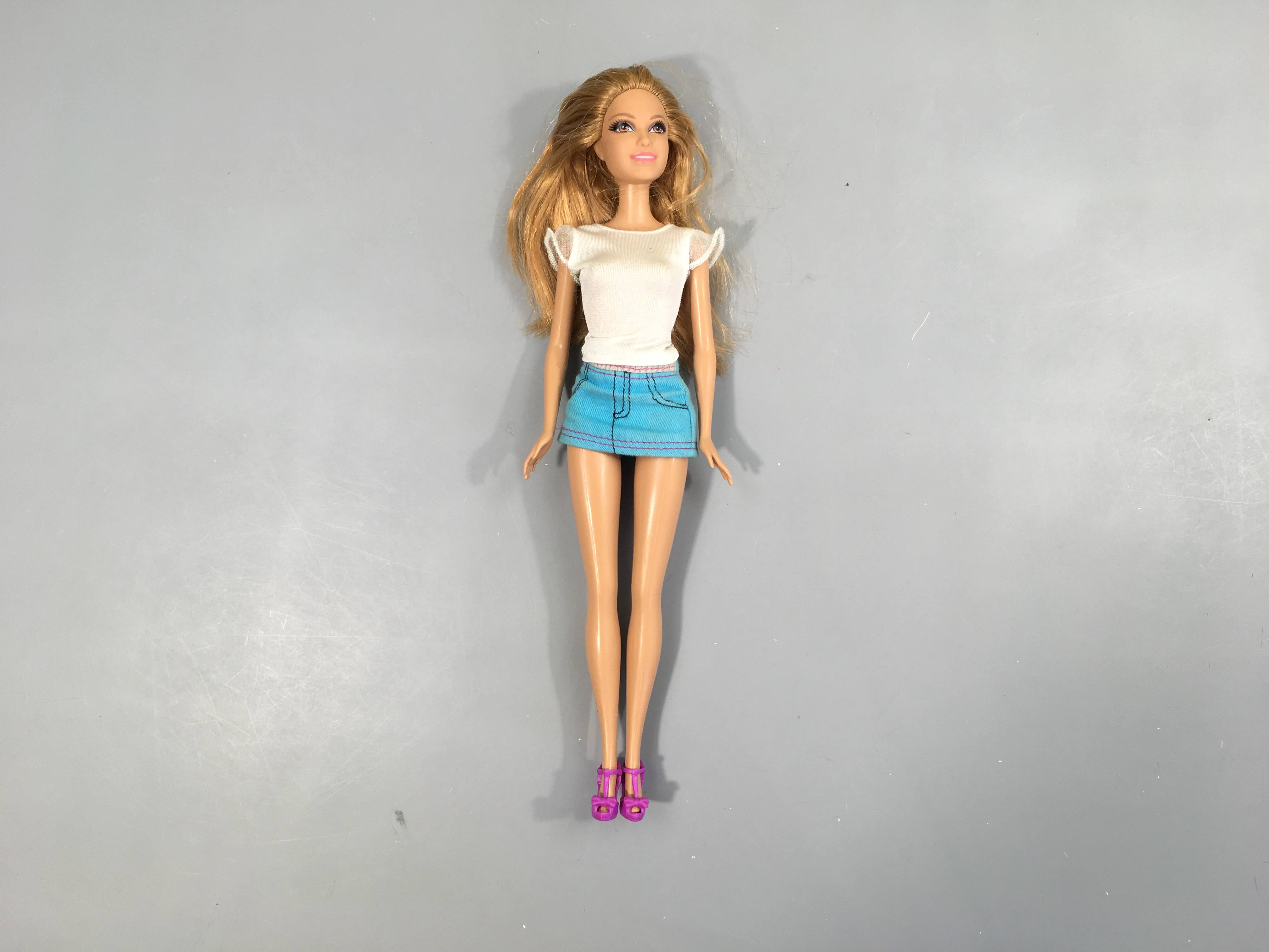 Bar.bie blonde jupe en jean